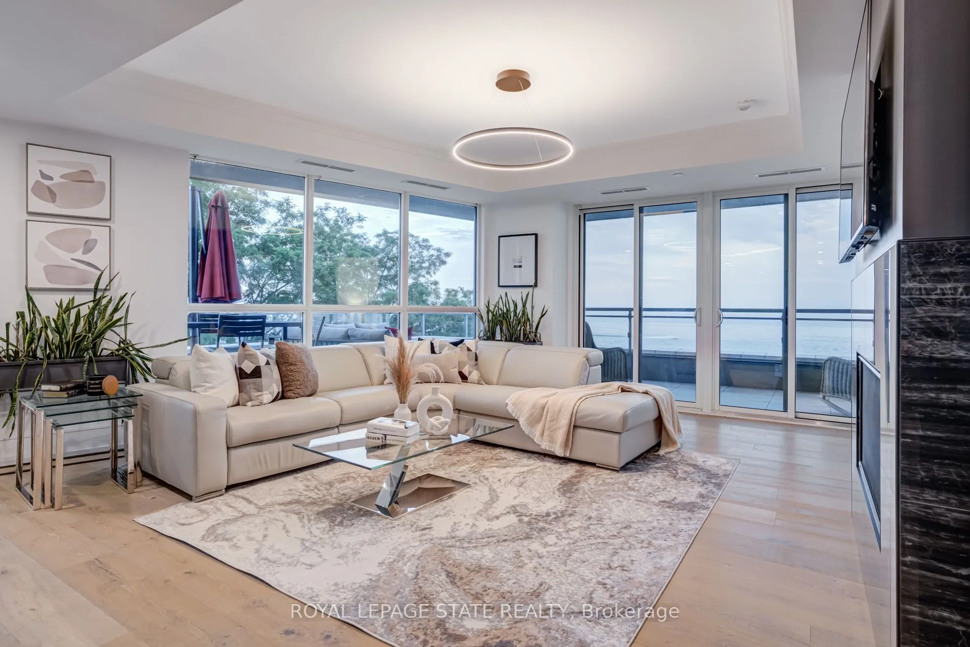 Property For Sale | W13011328