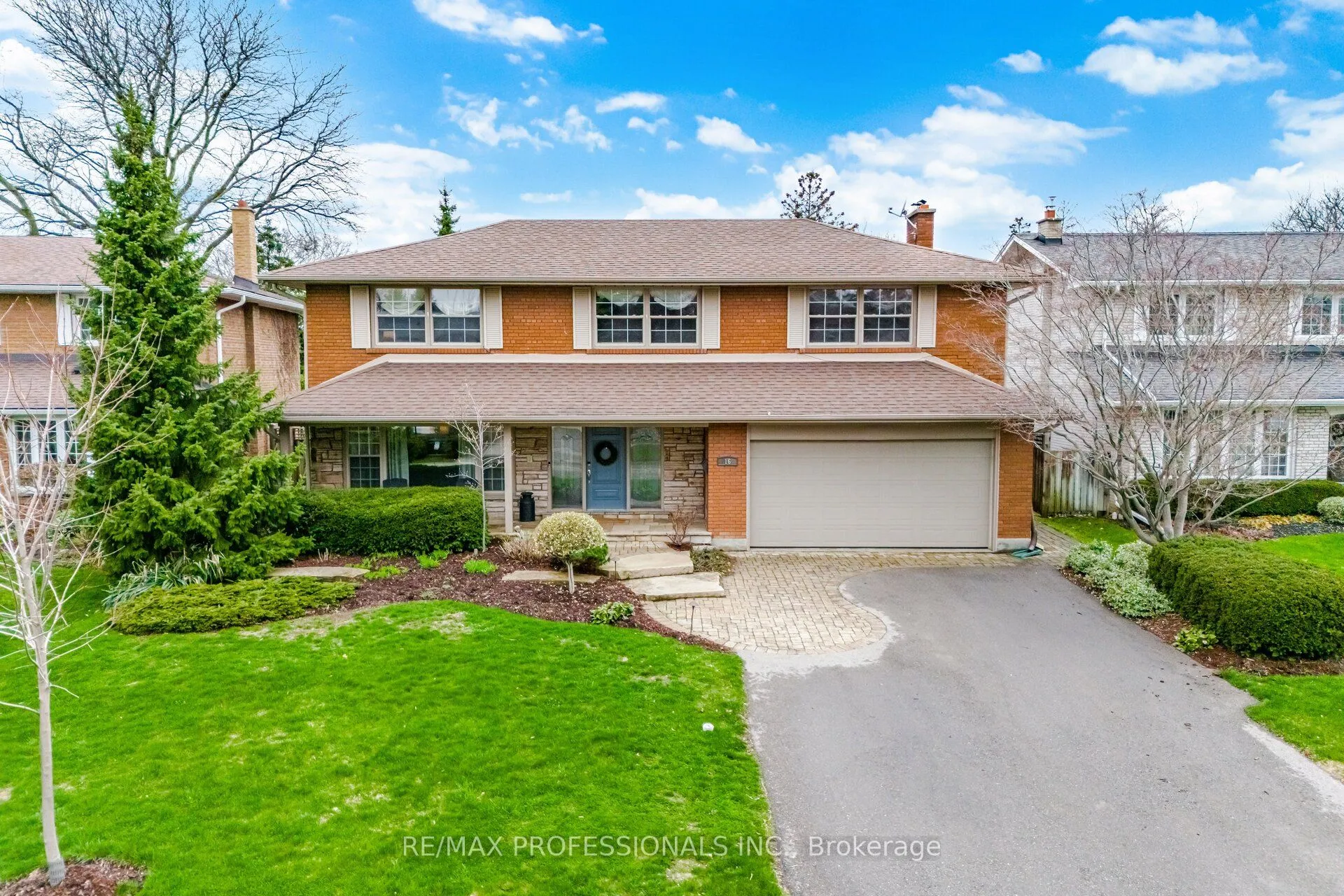 Detached Home For Sale | W13011924