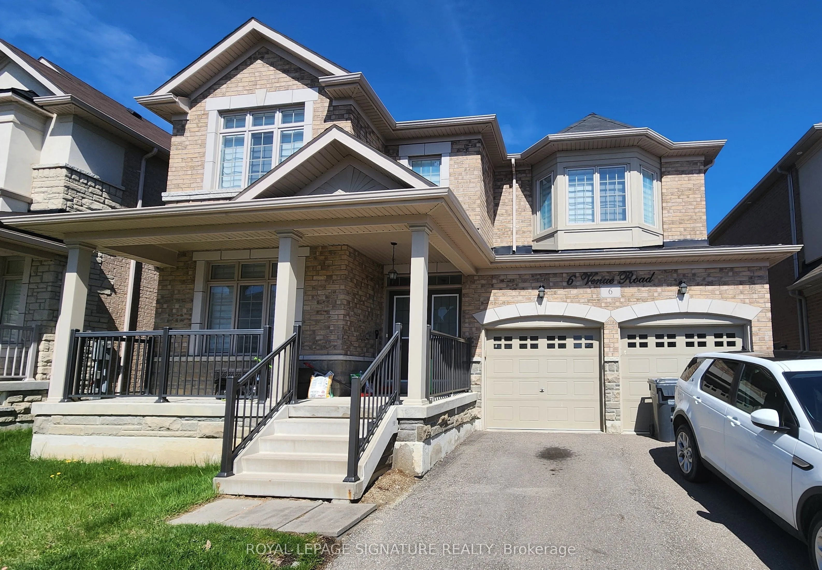 Detached Home For Lease | W13012206