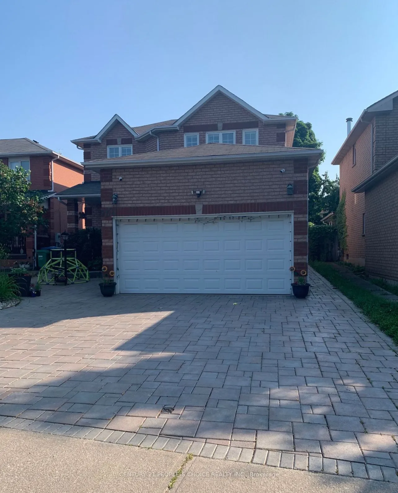 Detached Home For Lease | W13015102