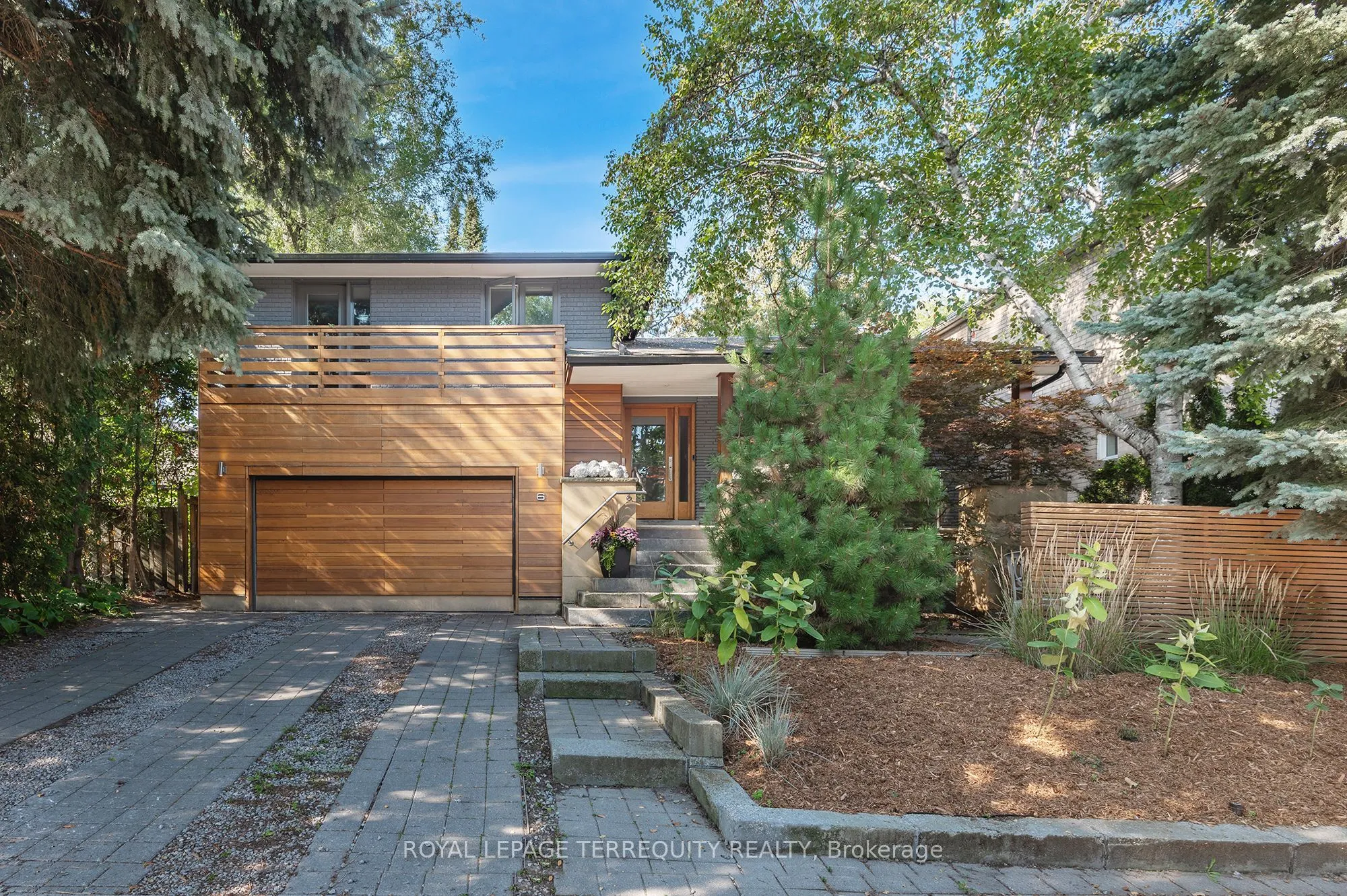 Detached Home For Sale | W13017402