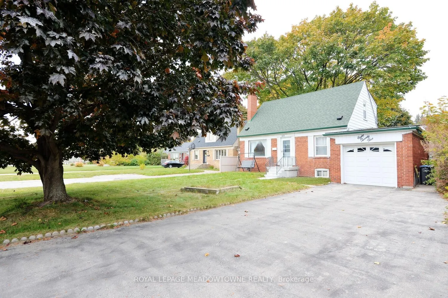 Detached Home For Sale | W13019542