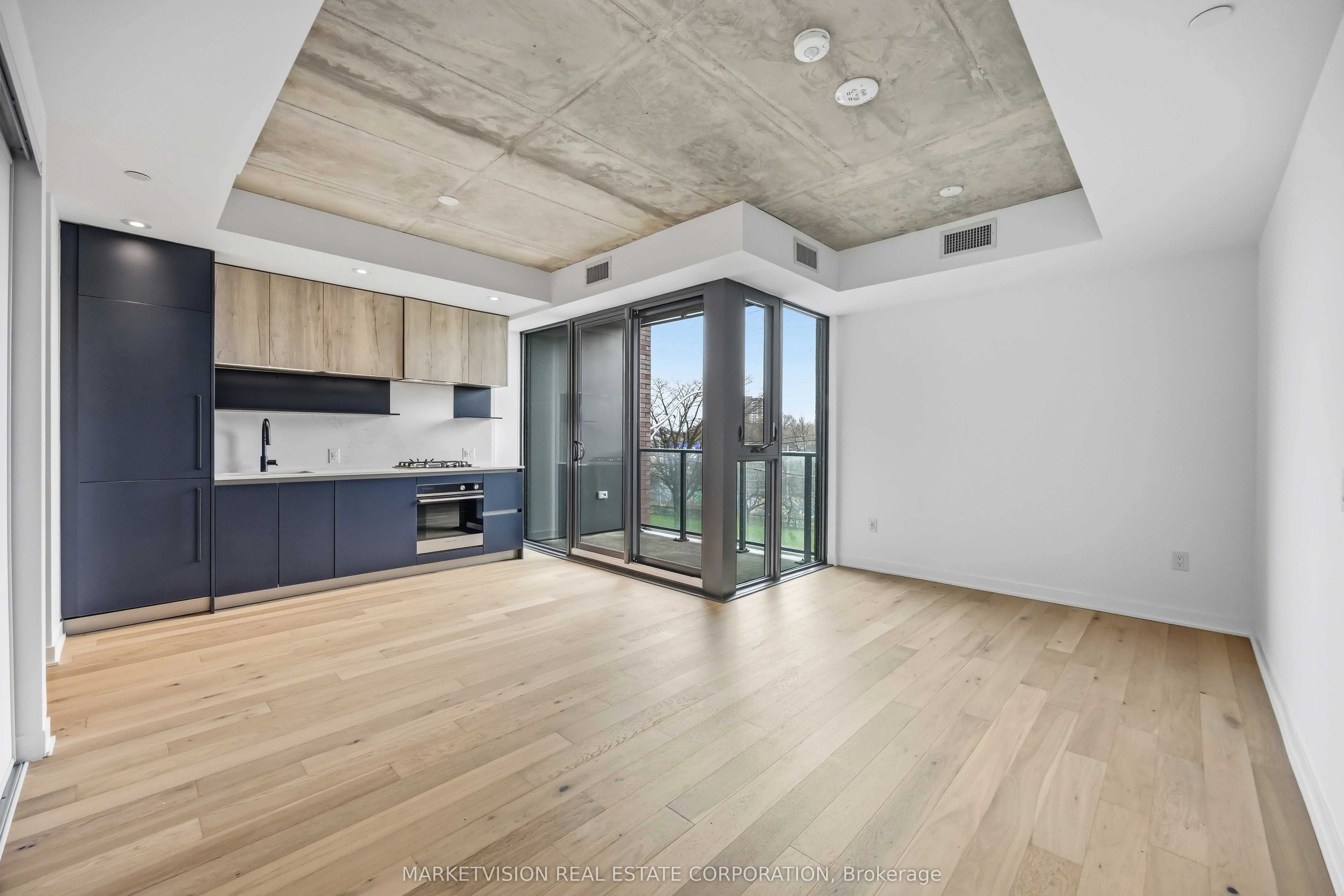 Property For Lease | W13020598