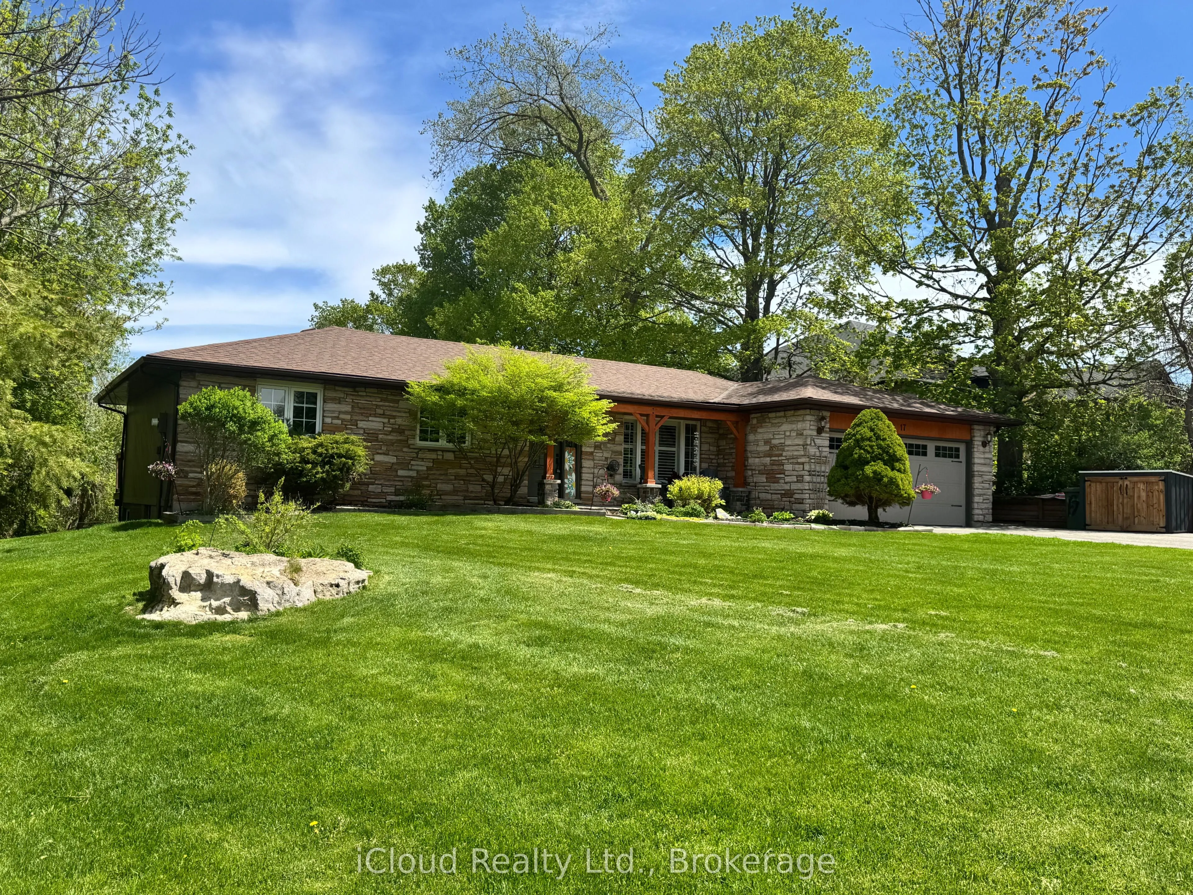 Detached Home For Sale | W13021378
