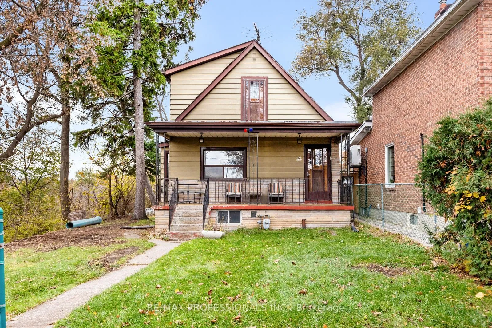 Detached Home For Sale | W13022230