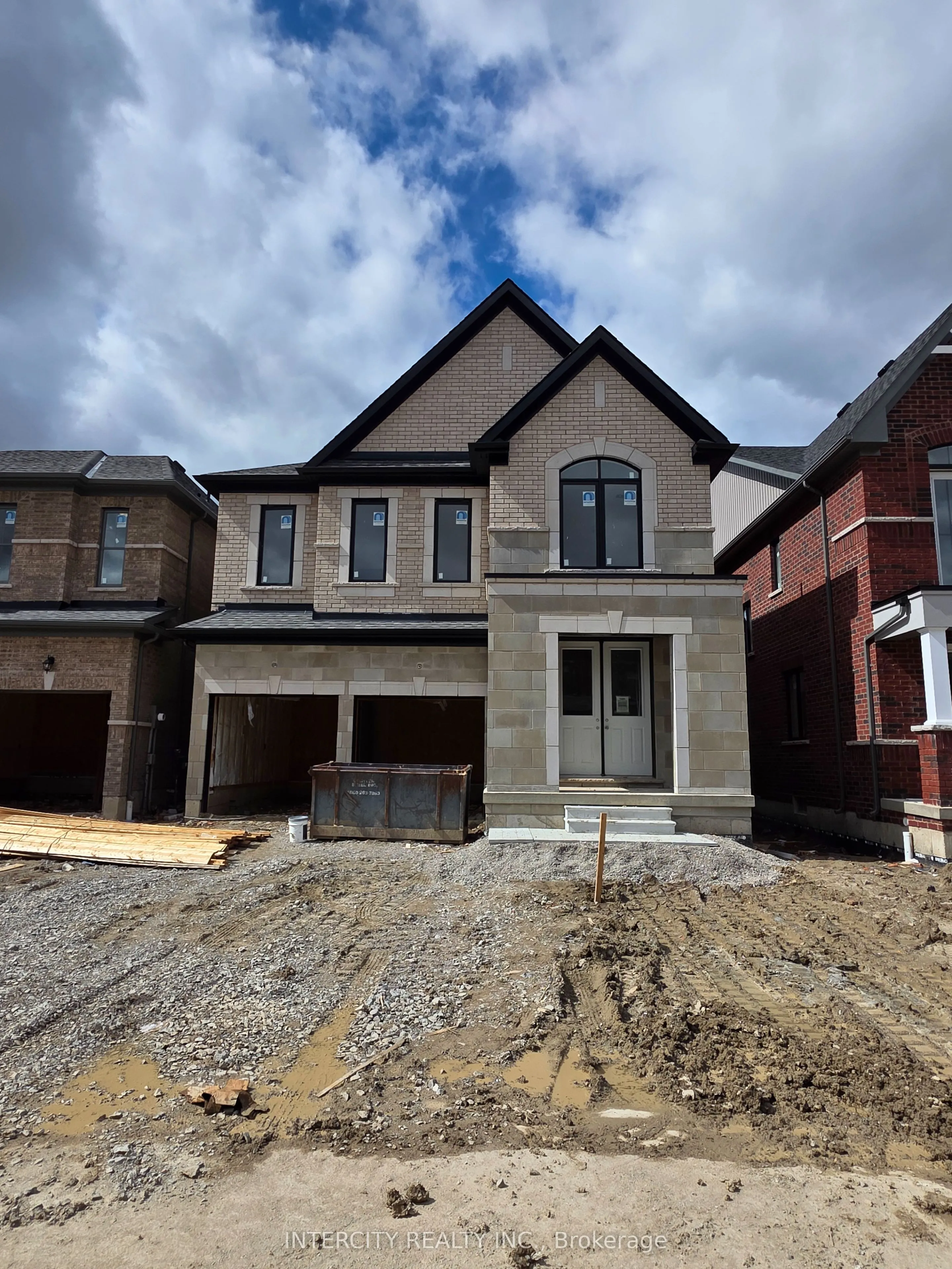 Detached Home For Sale | W13022426