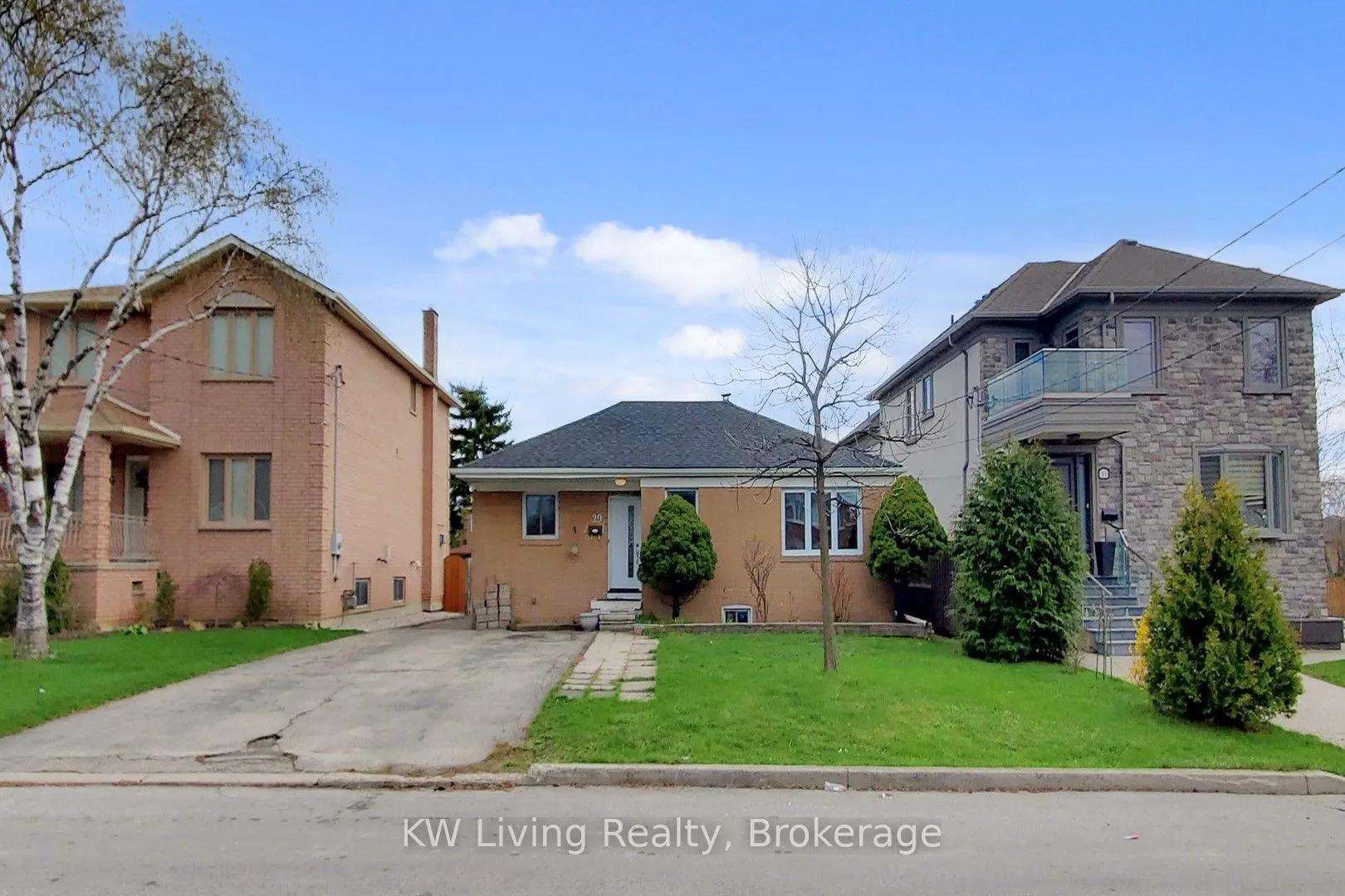 Detached Home For Sale | W13025866