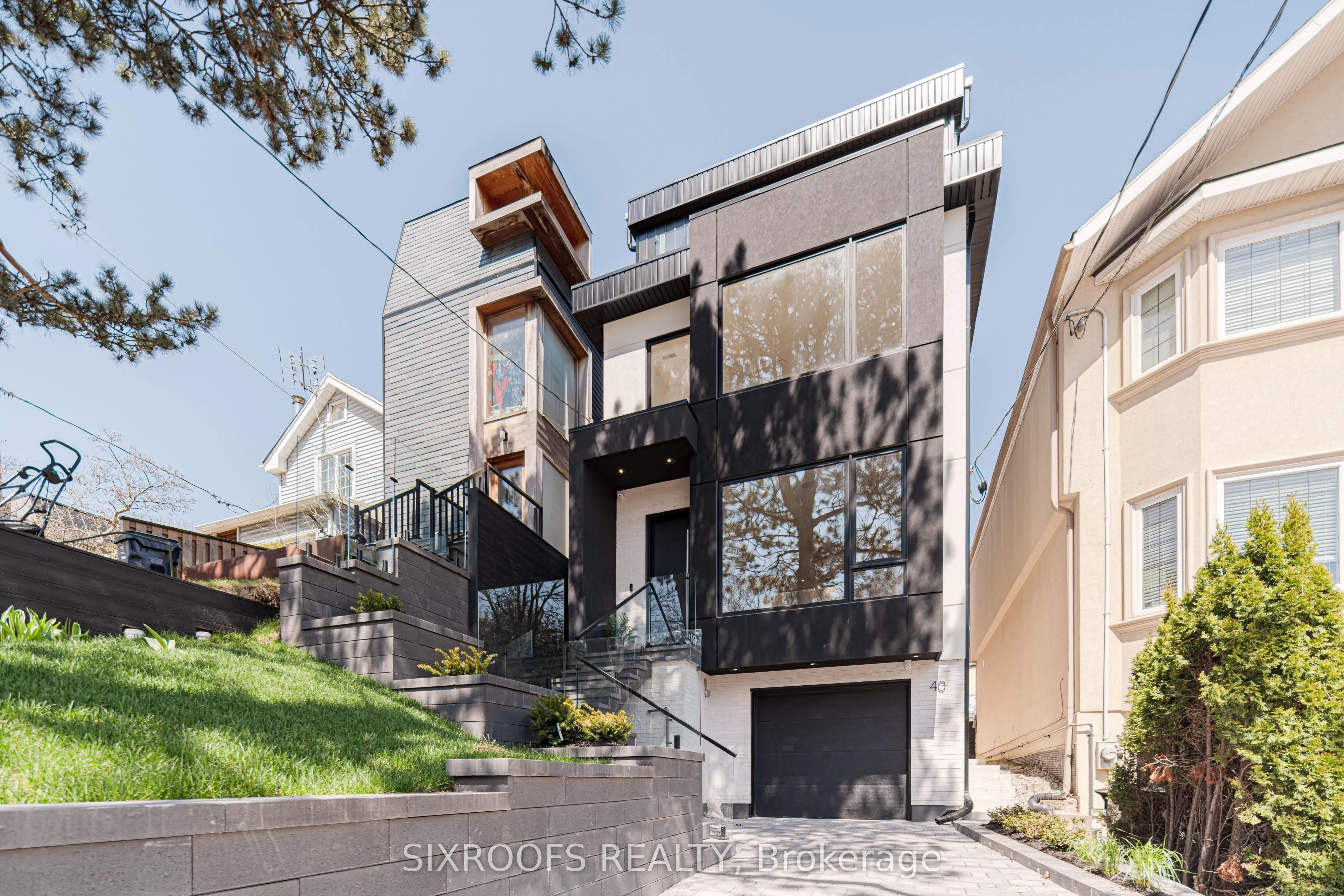 Detached Home For Sale | W13026412