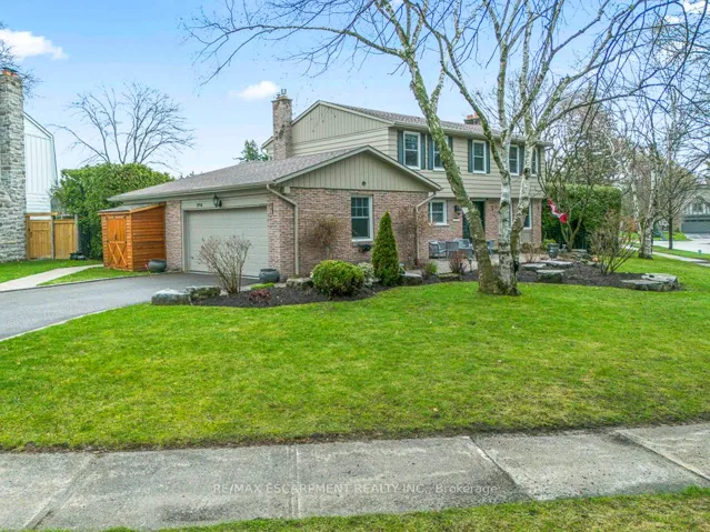 996  Cresthampton  Lane, Mississauga, ON L5H 2X1