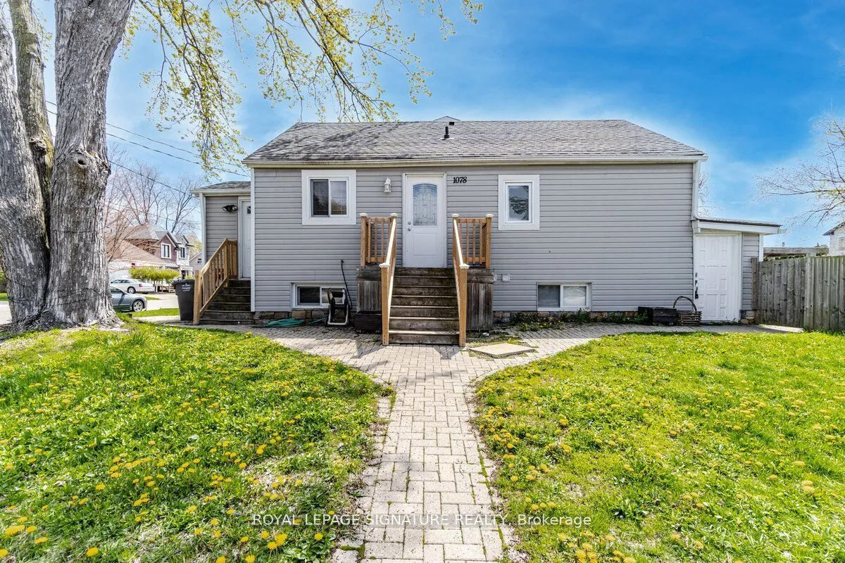 Detached Home For Lease | W13029070