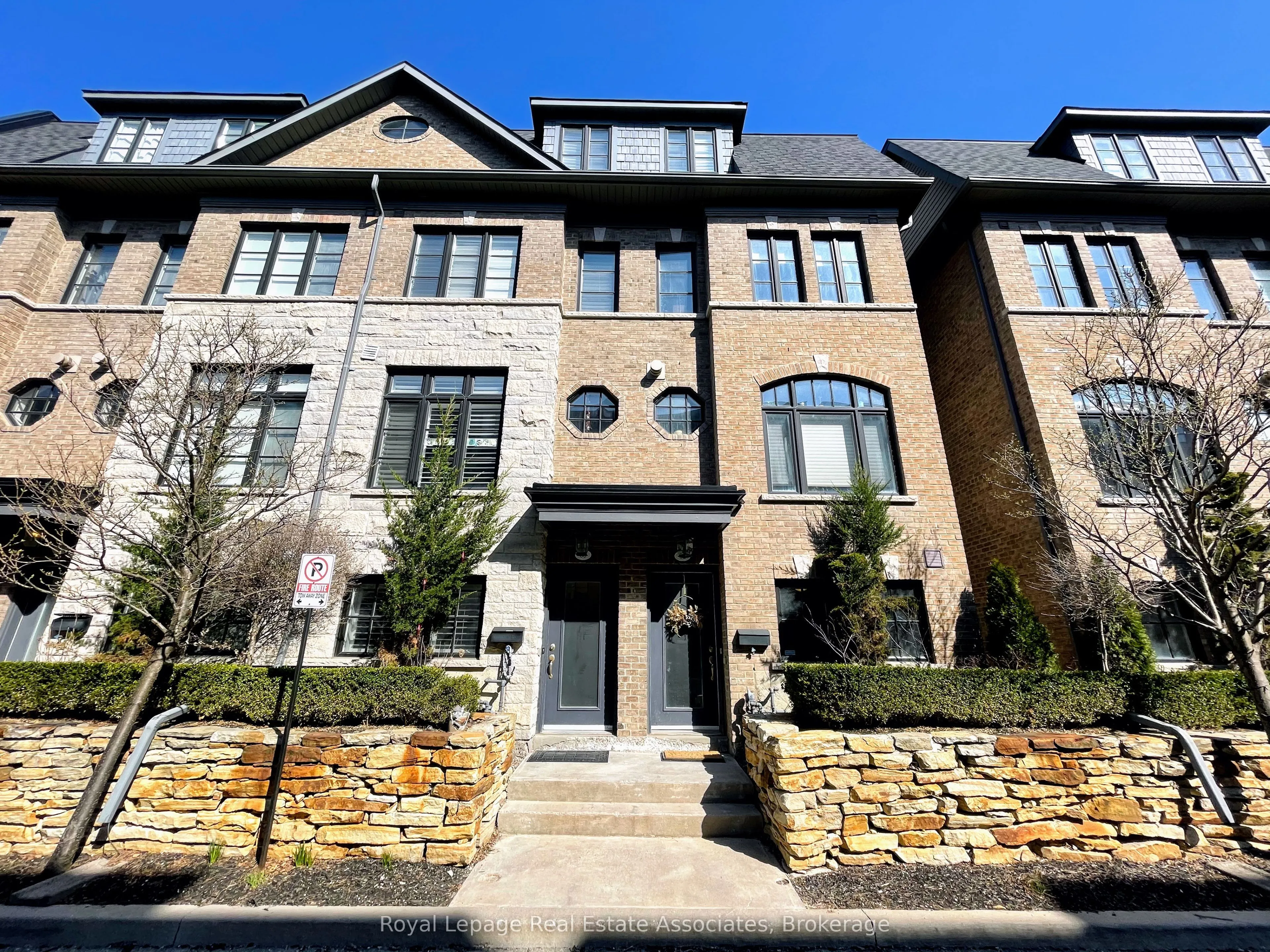 Property For Lease | W13029860