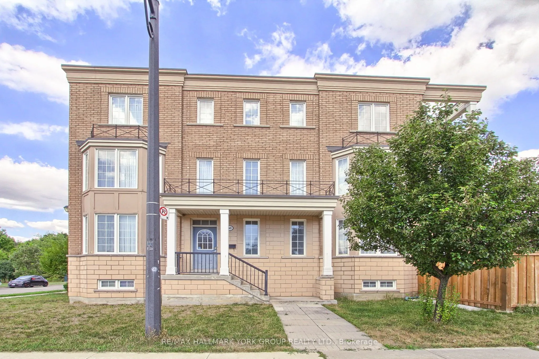 Detached Home For Sale | W13030150