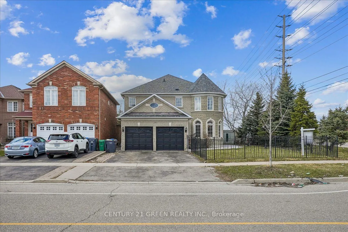 Detached Home For Sale | W13030626