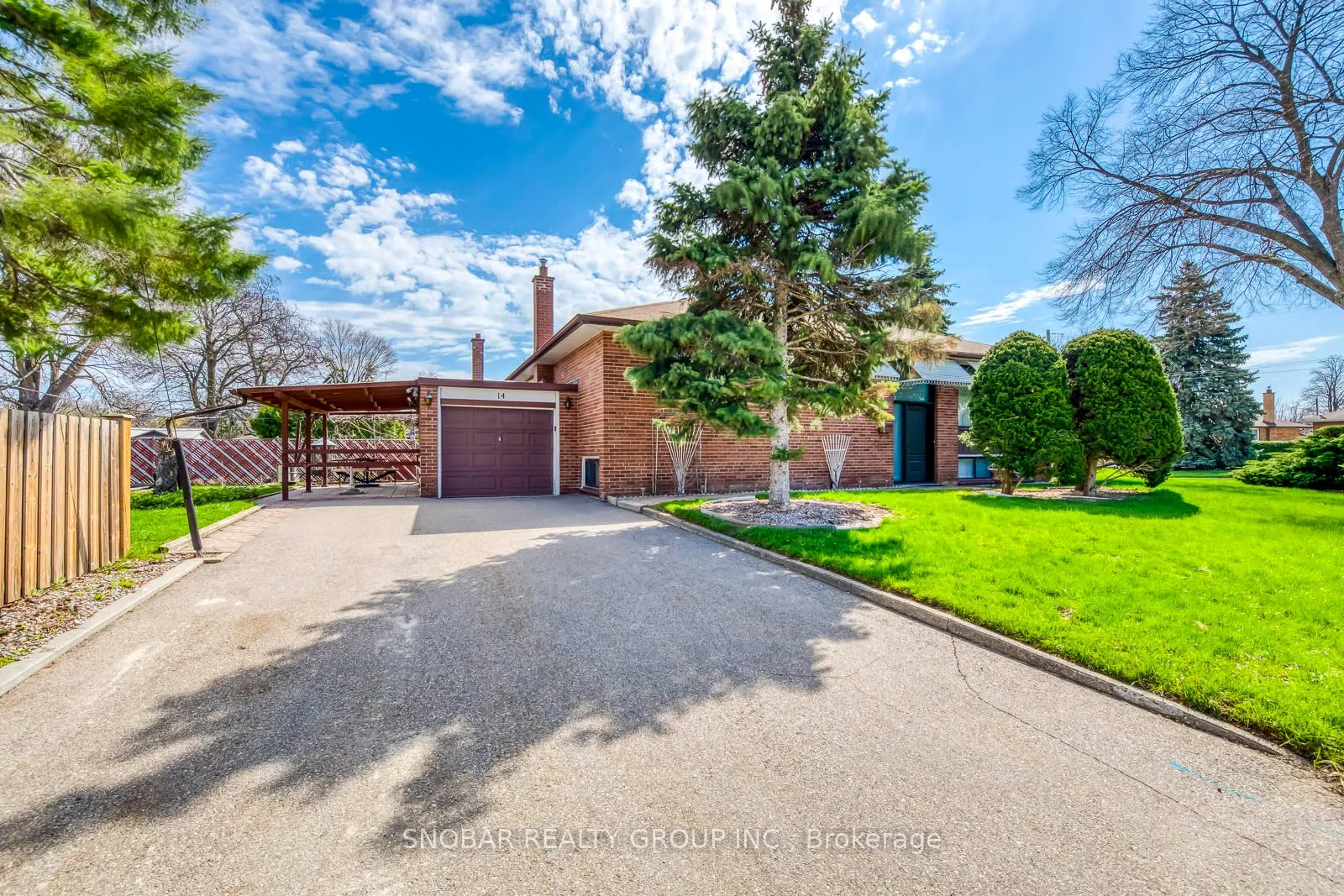 Detached Home For Sale | W13033446
