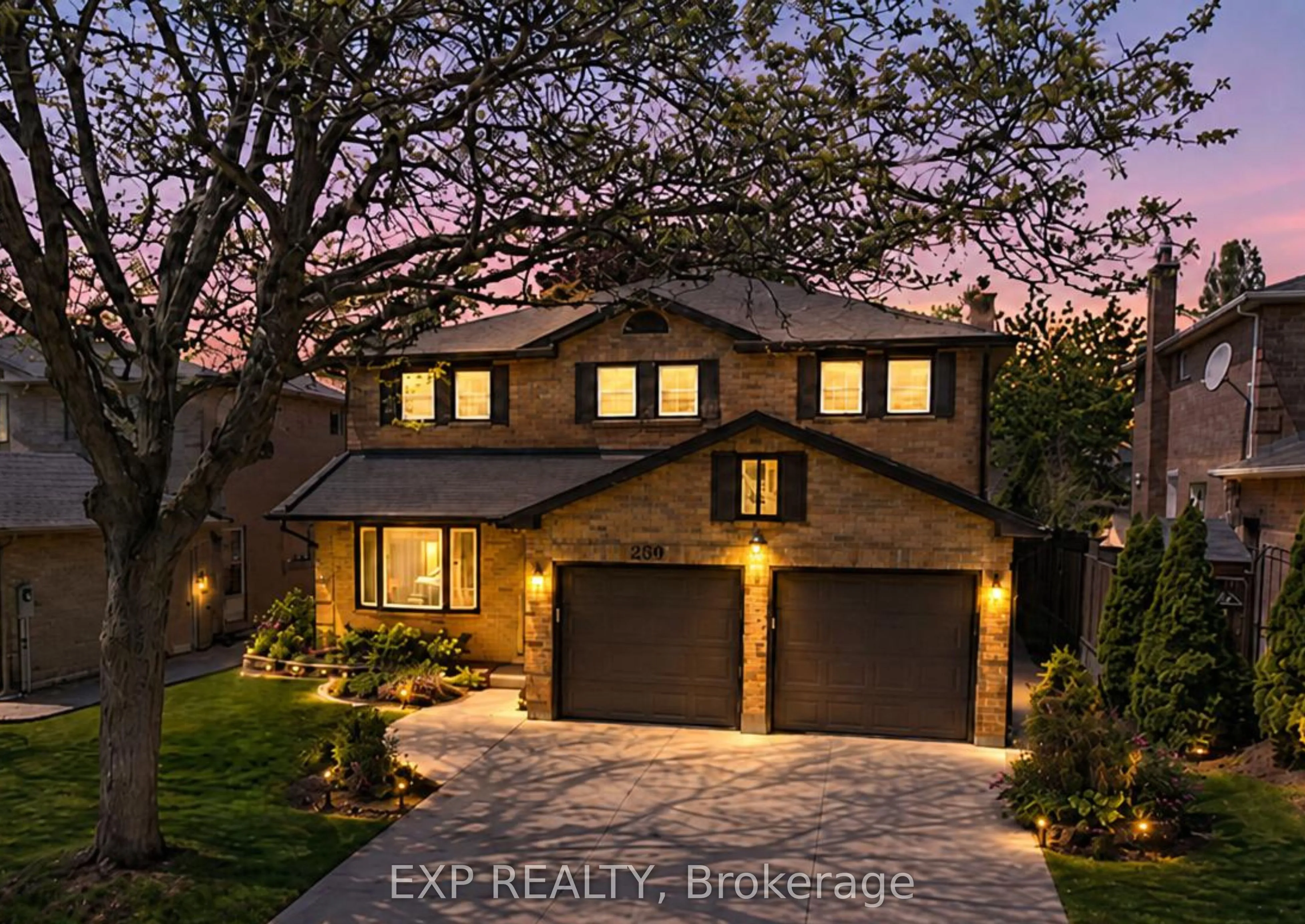 Detached Home For Sale | W13039176