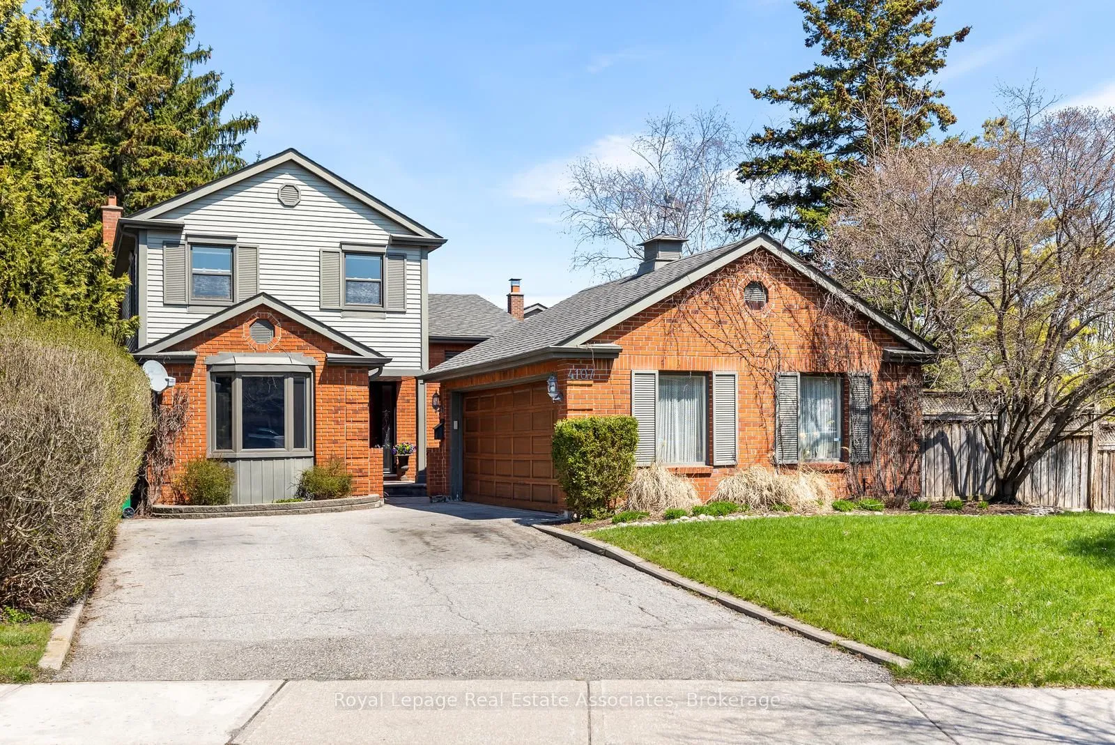 Detached Home For Sale | W13039750