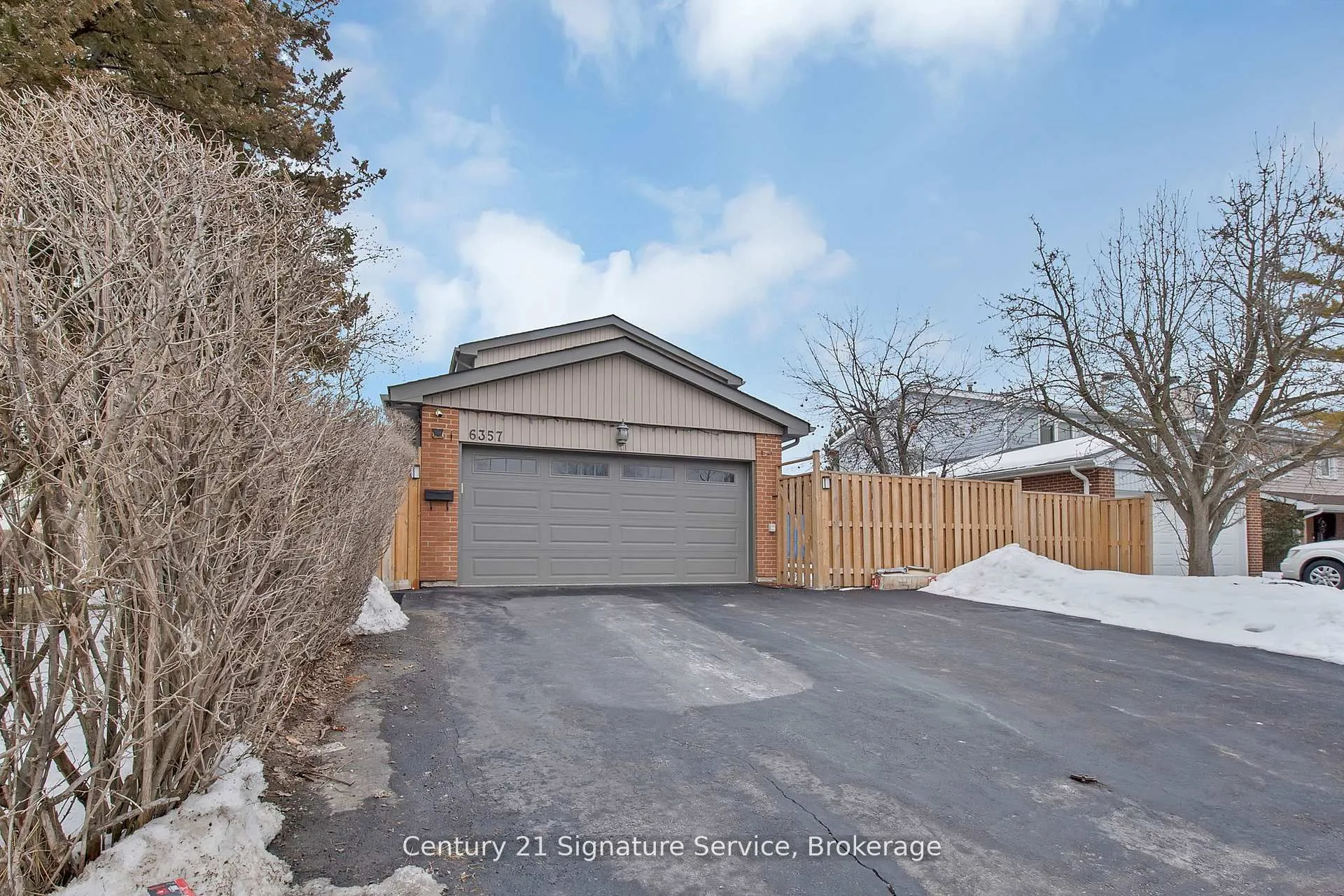 Detached Home For Lease | W13040626