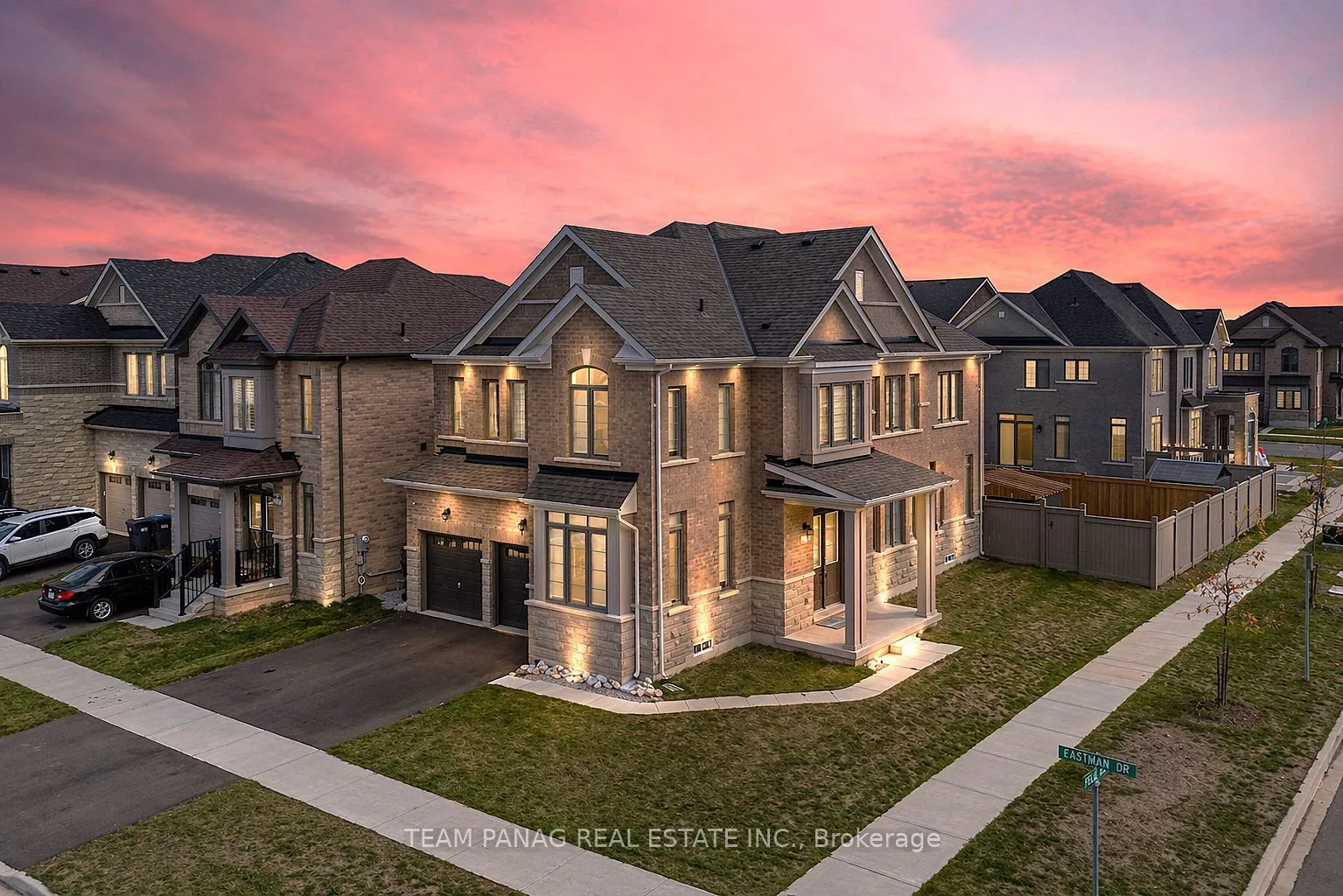 Detached Home For Sale | W13040790