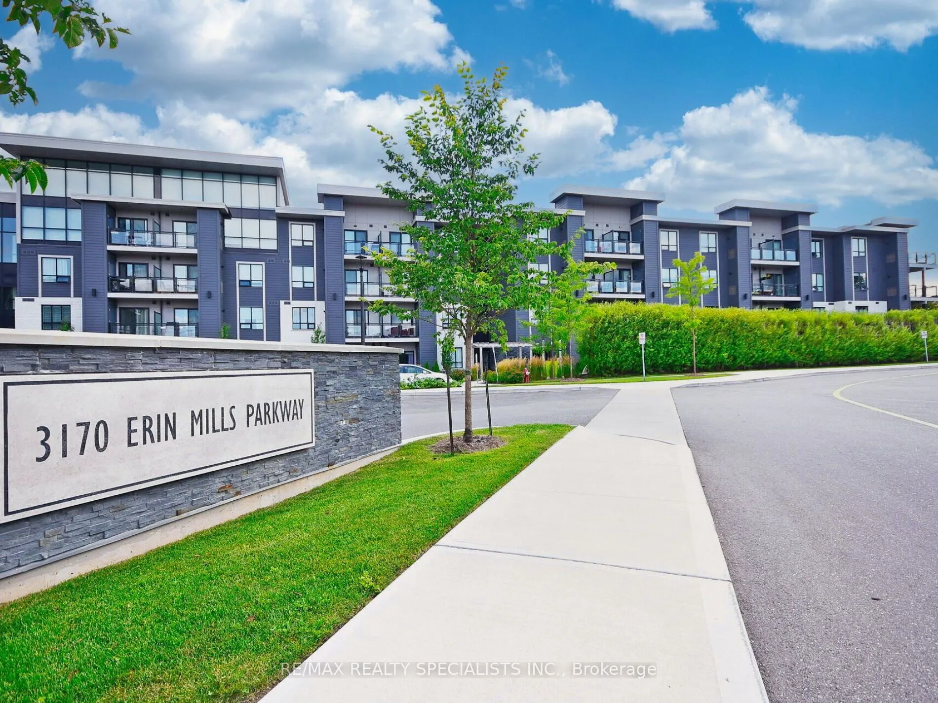 Property For Lease | W13041346