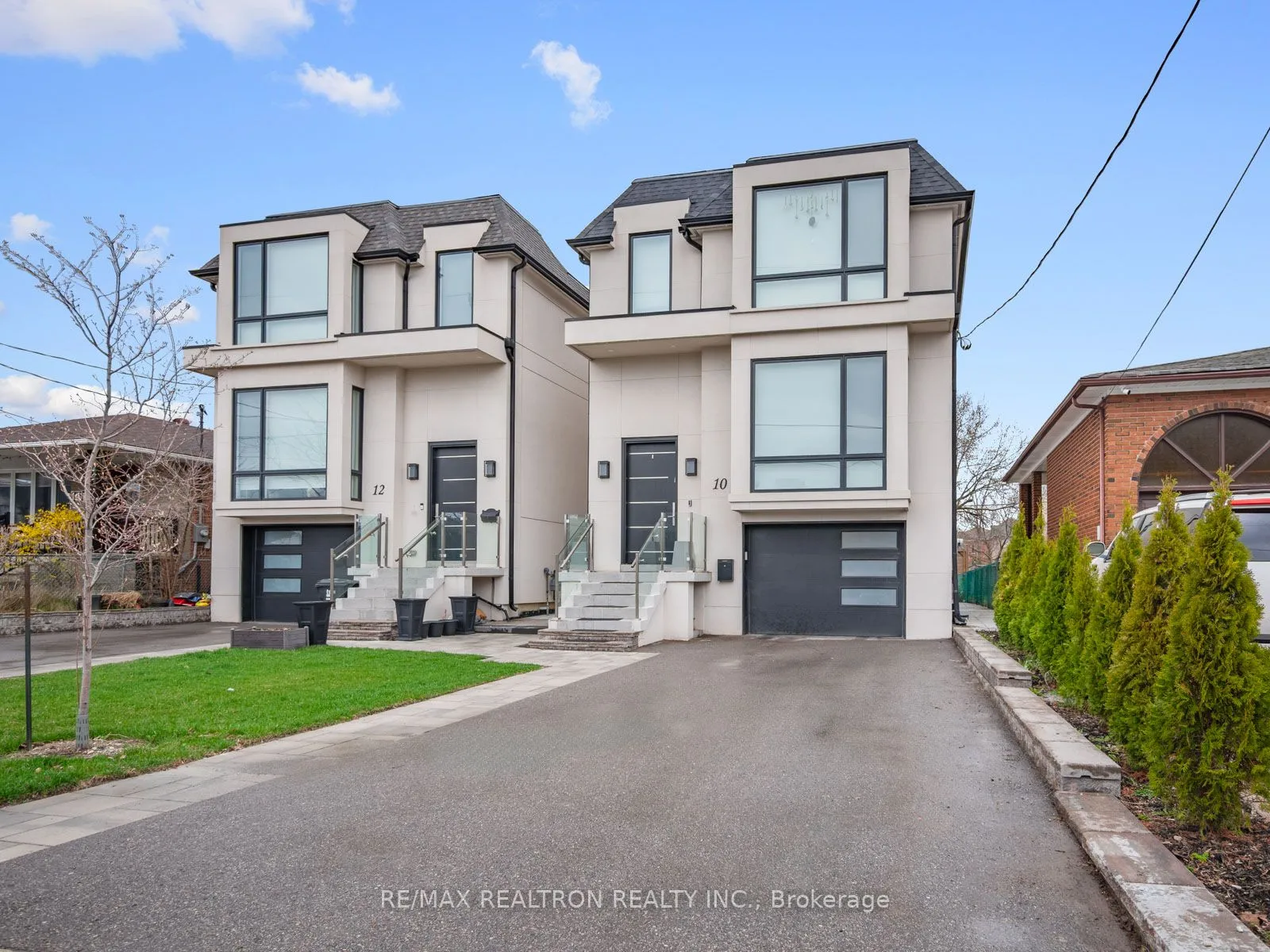 Detached Home For Lease | W13041634