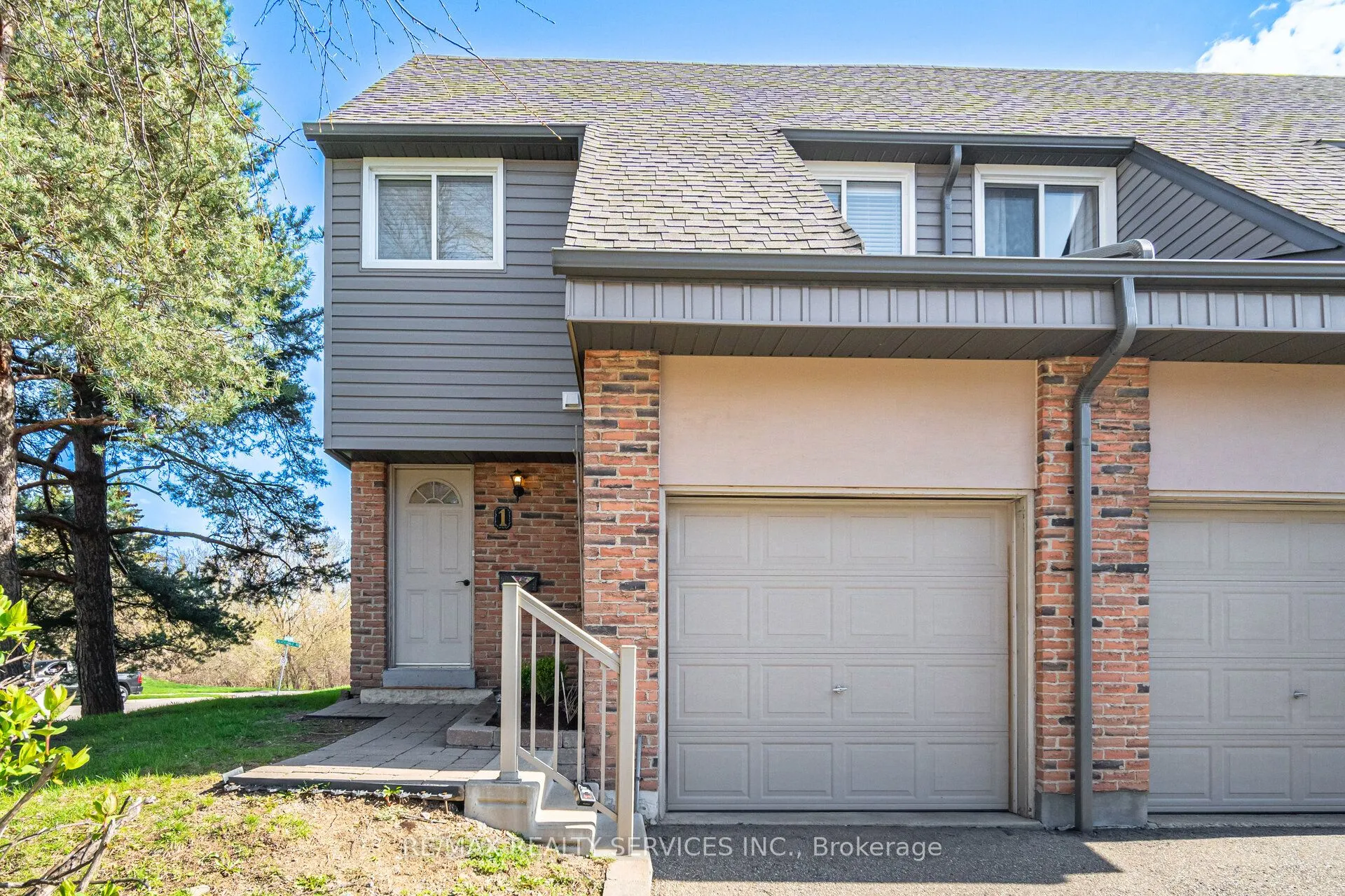 Property For Sale | W13042366