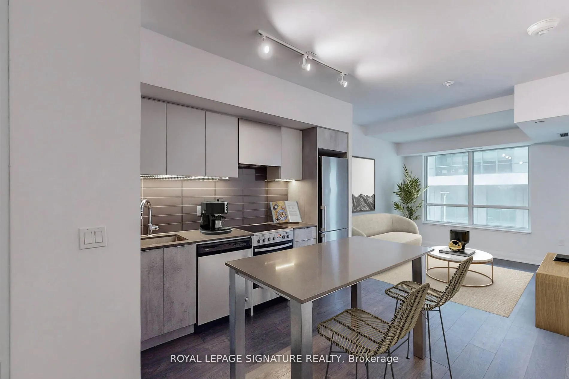 Property For Lease | W13043536