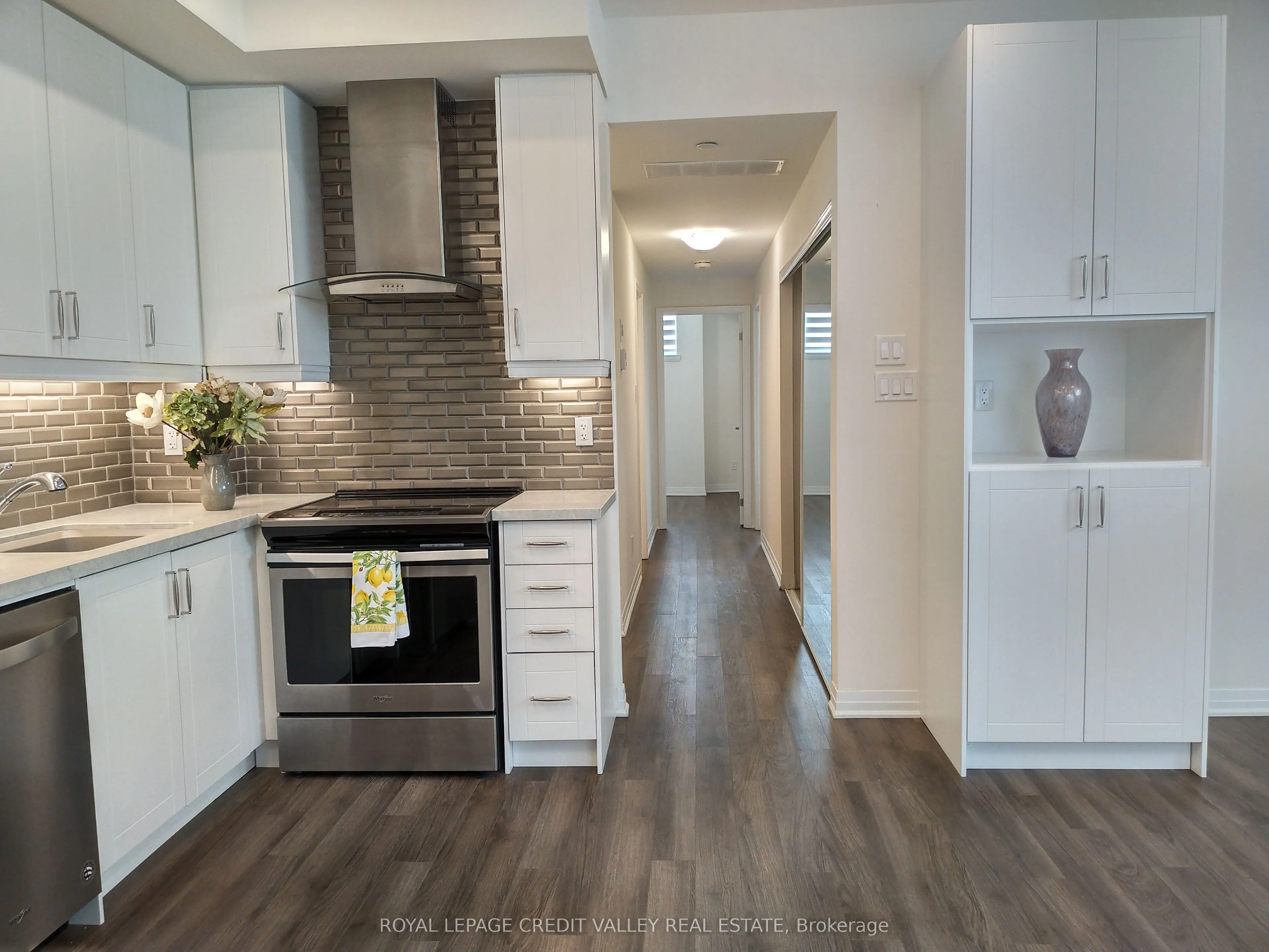 Property For Lease | W13045042