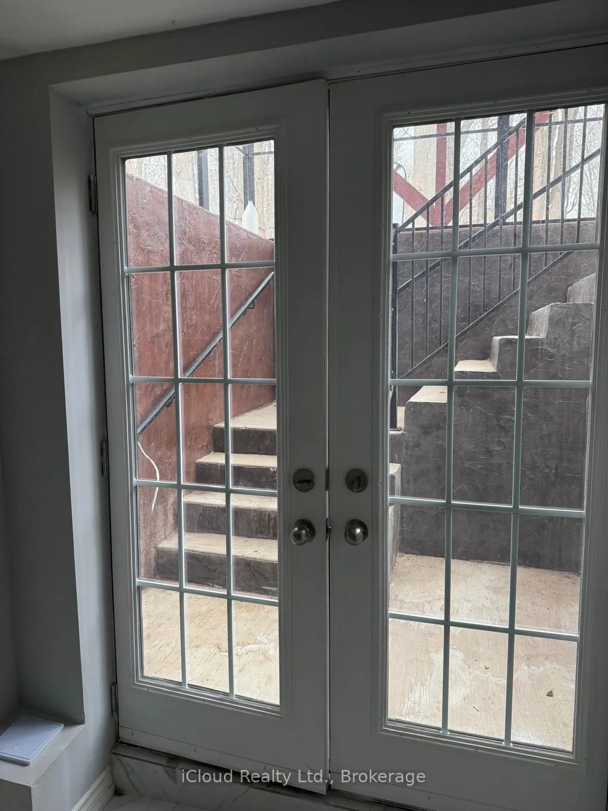 Detached Home For Lease | W13045256