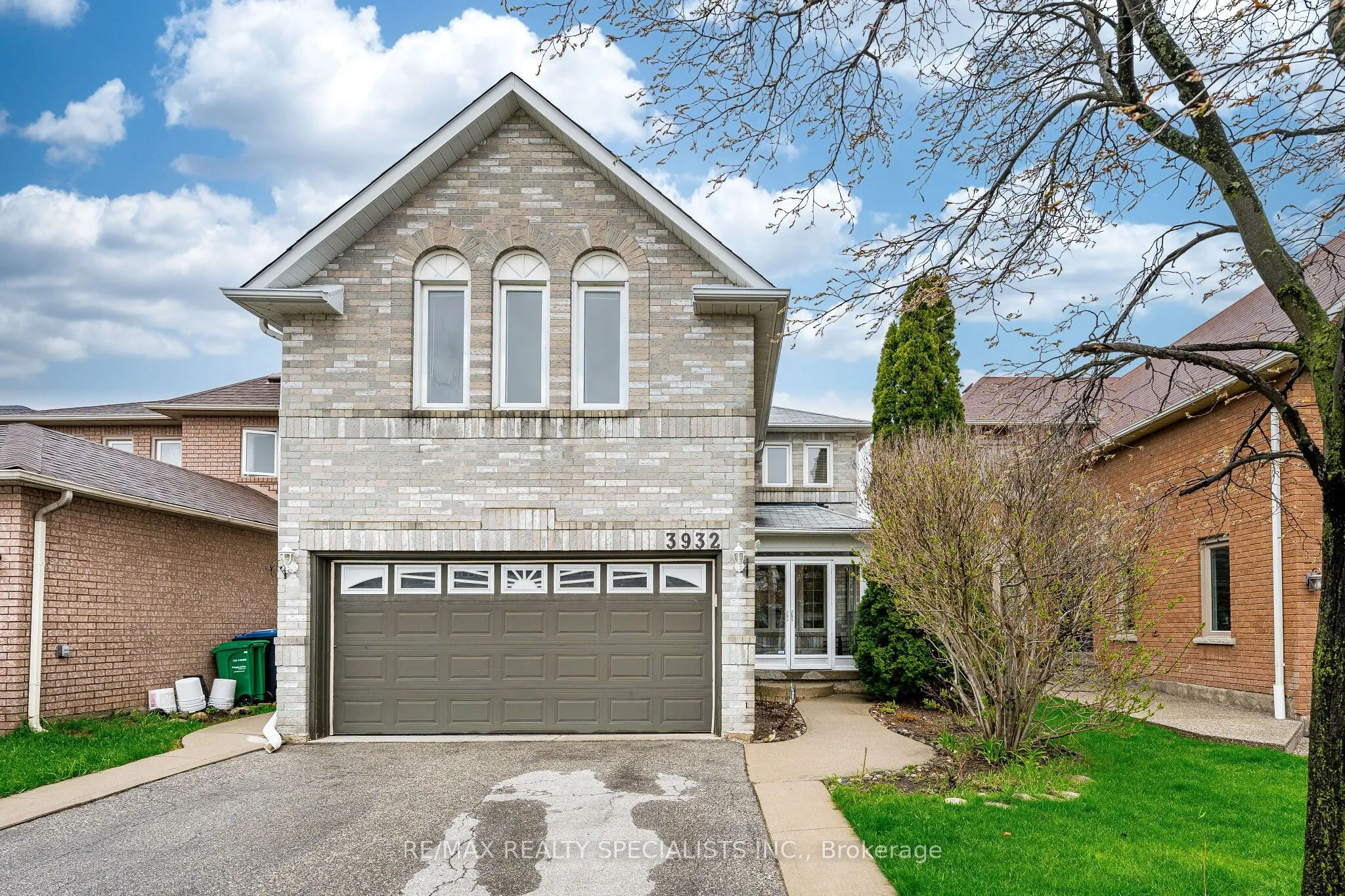 Detached Home For Sale | W13045942
