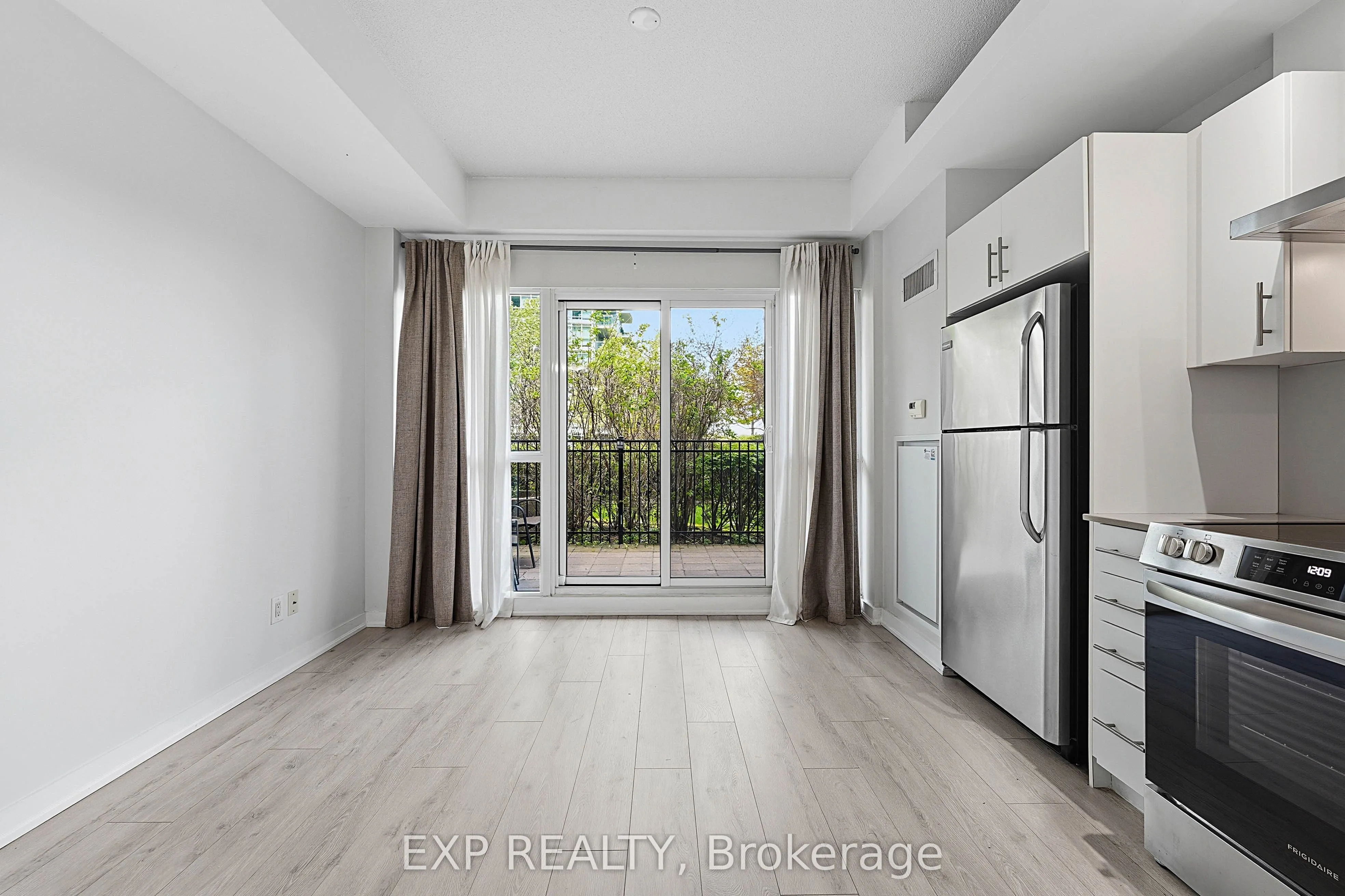Property For Lease | W13046086