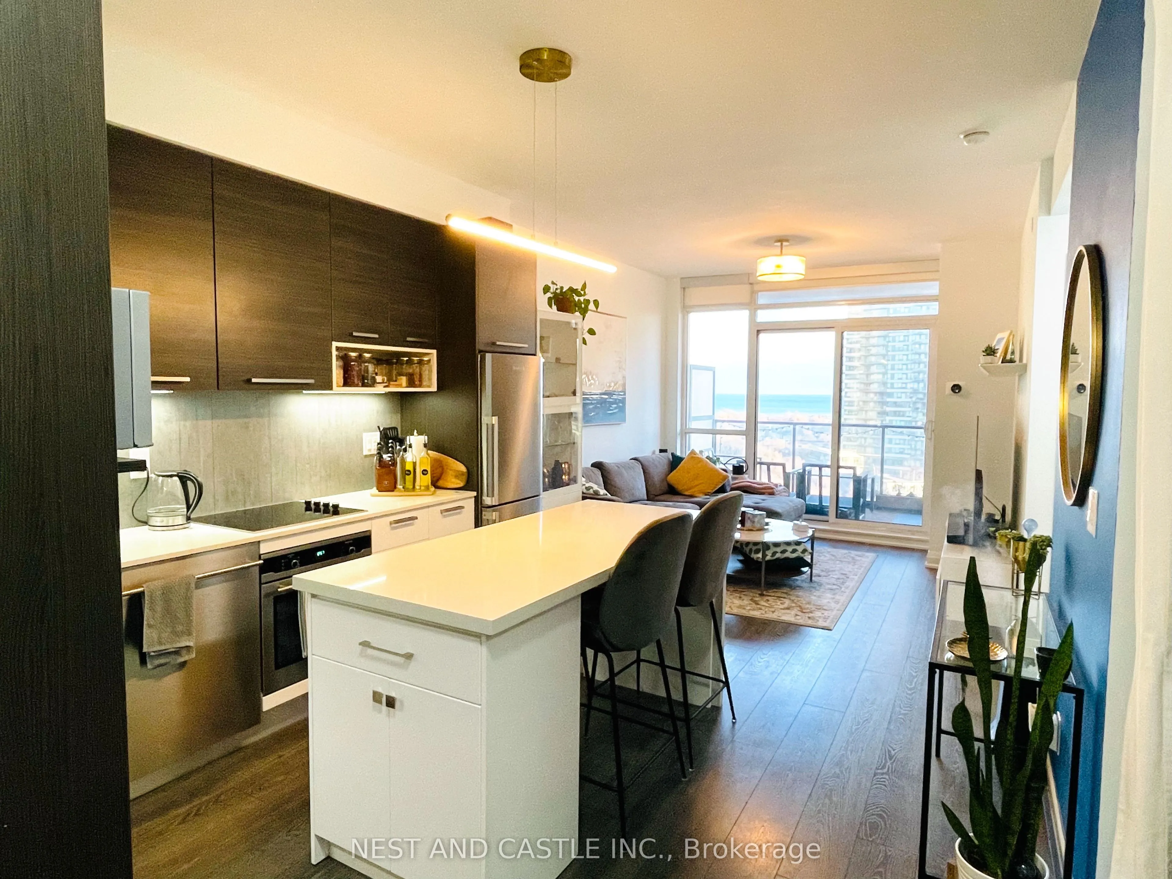 Property For Lease | W13046404