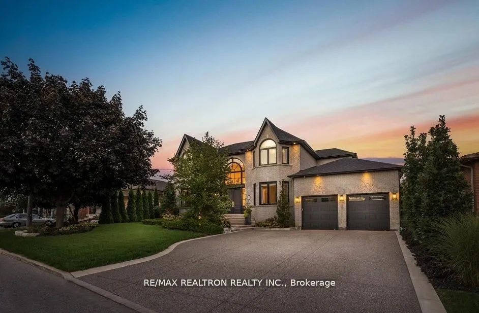 Detached Home For Sale | W13046804