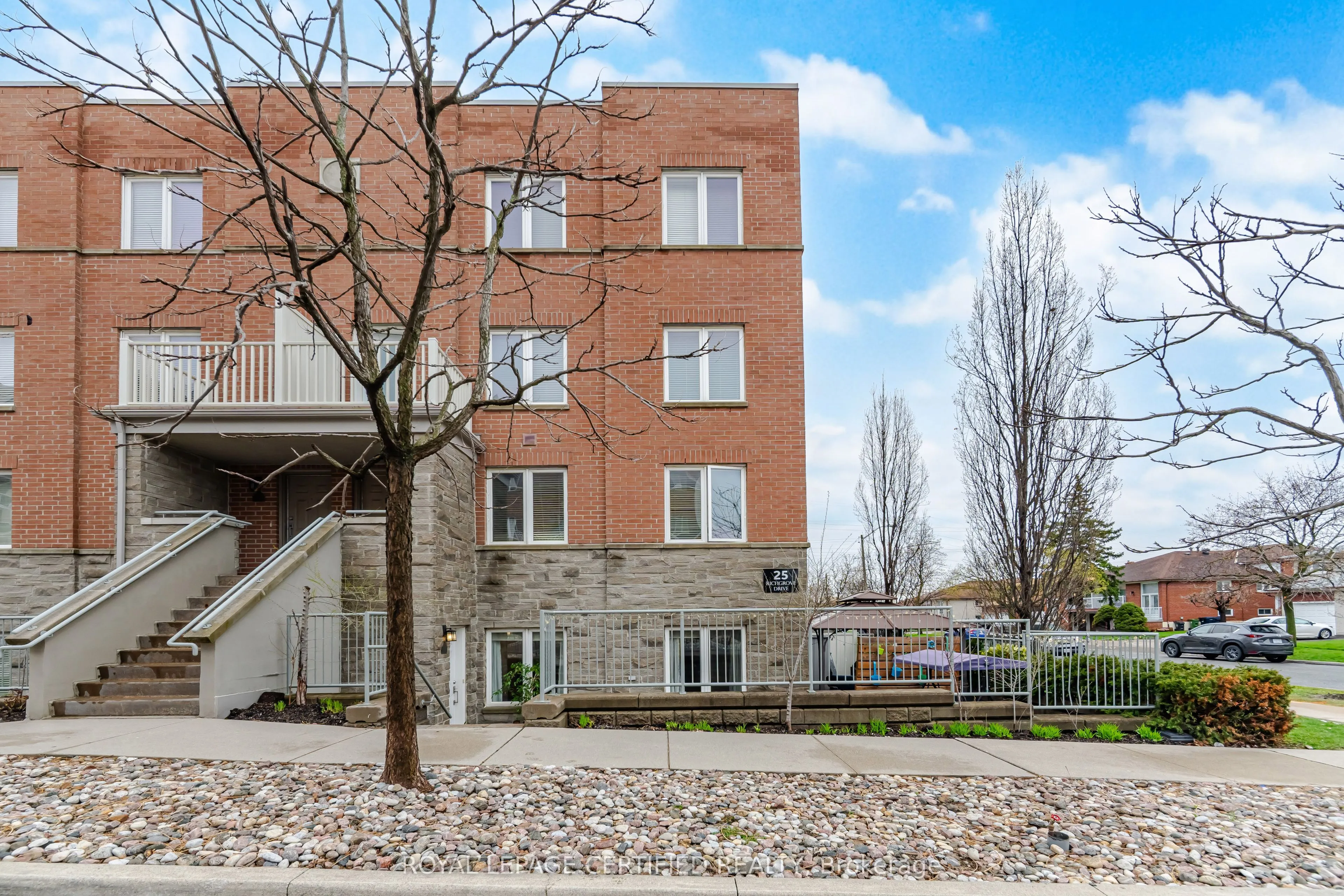 Property For Sale | W13051202