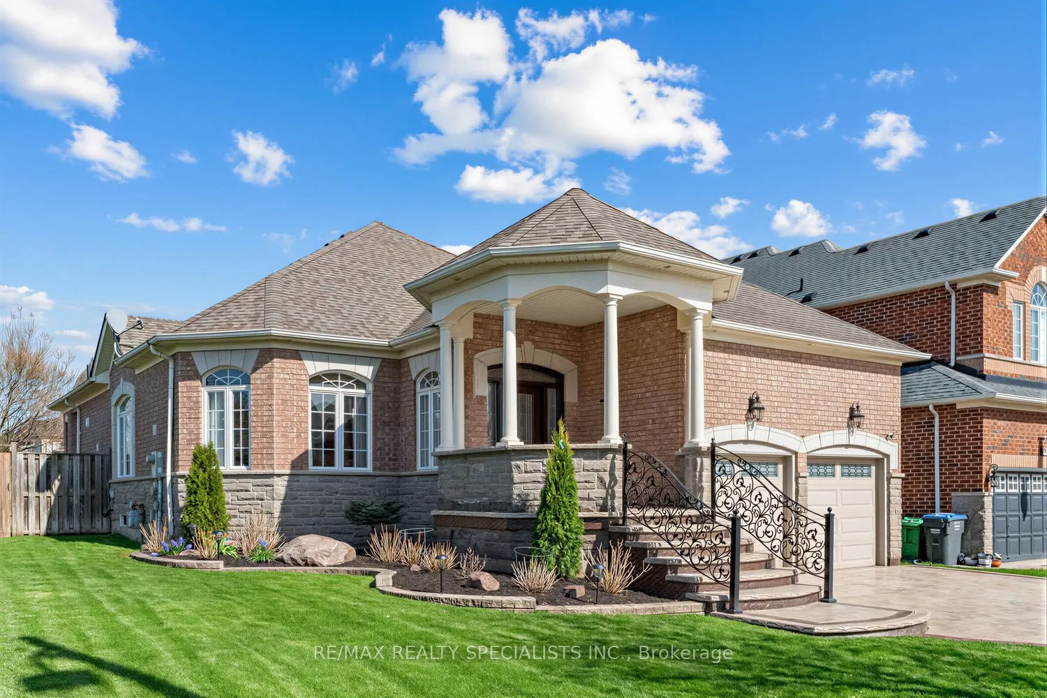 Detached Home For Sale | W13052590