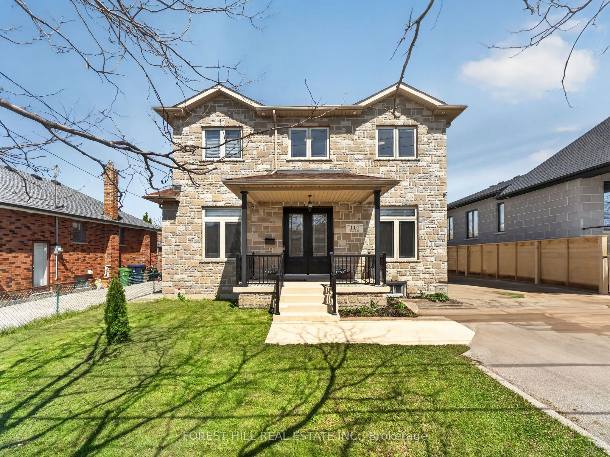 Detached Home For Sale | W13053488