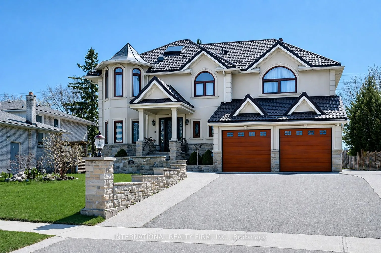 Detached Home For Sale | W13054342