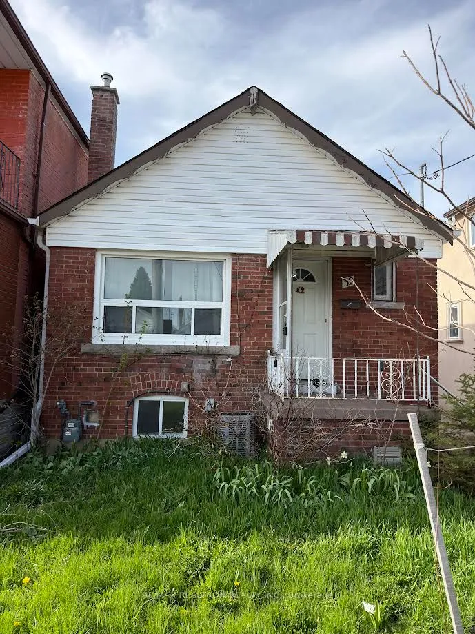 Detached Home For Lease | W13054442