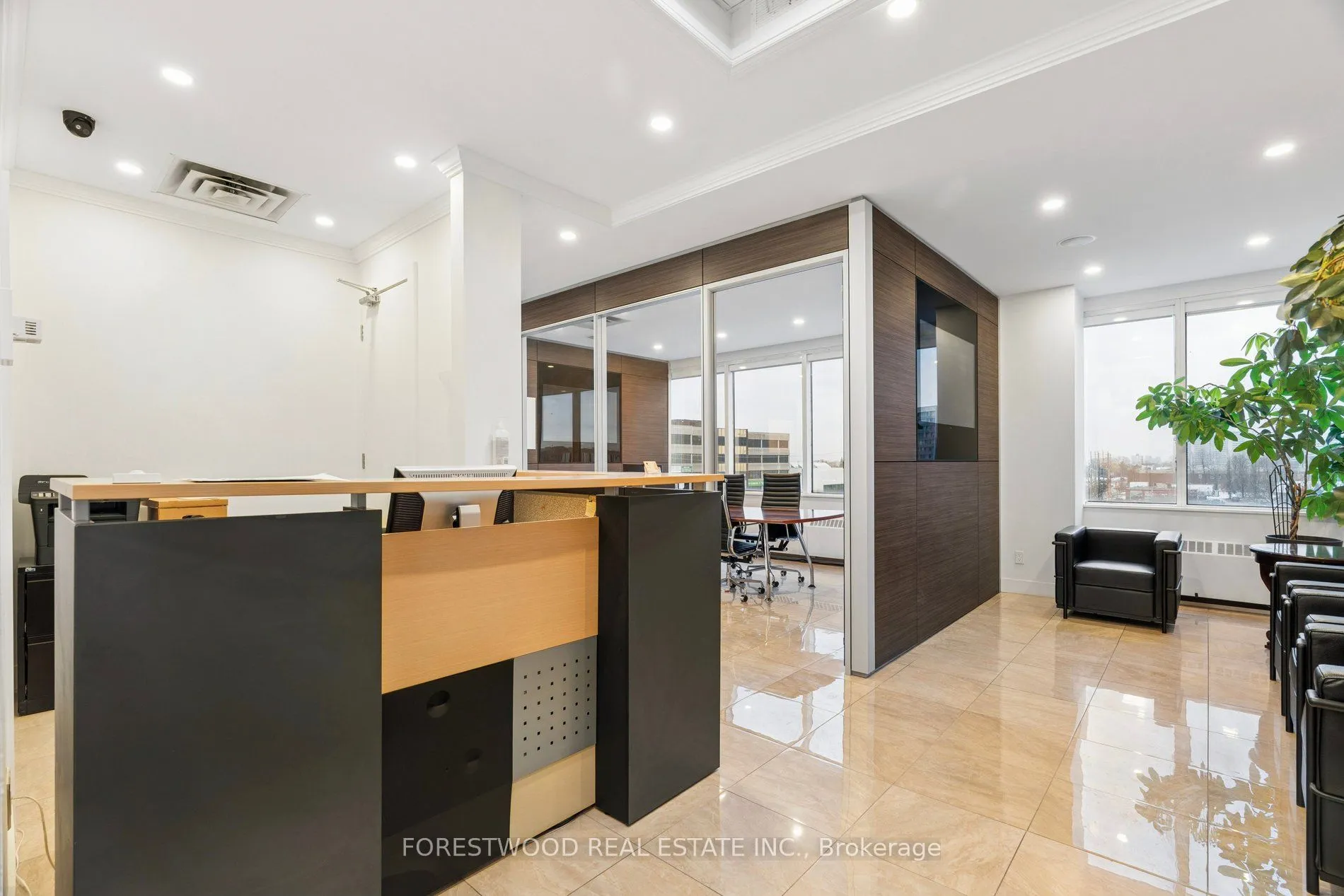 Office For Lease | W13055354