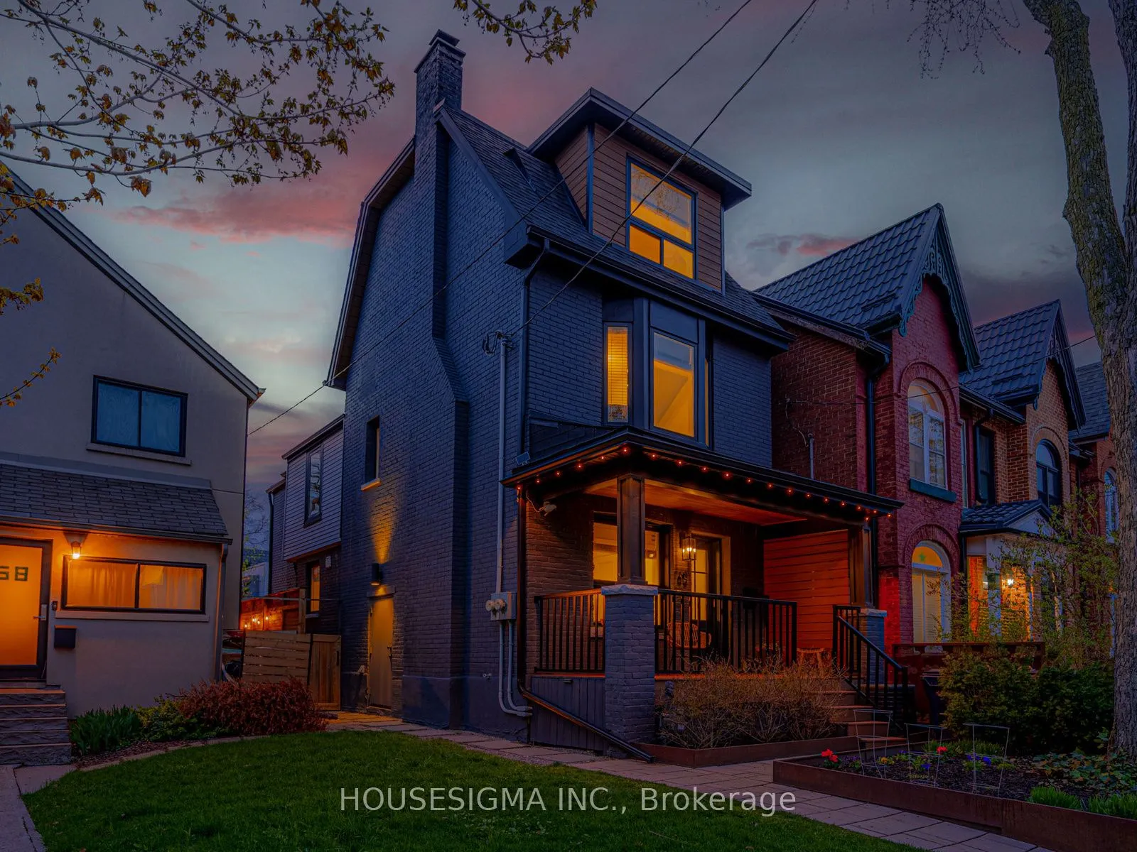 Detached Home For Sale | W13059386