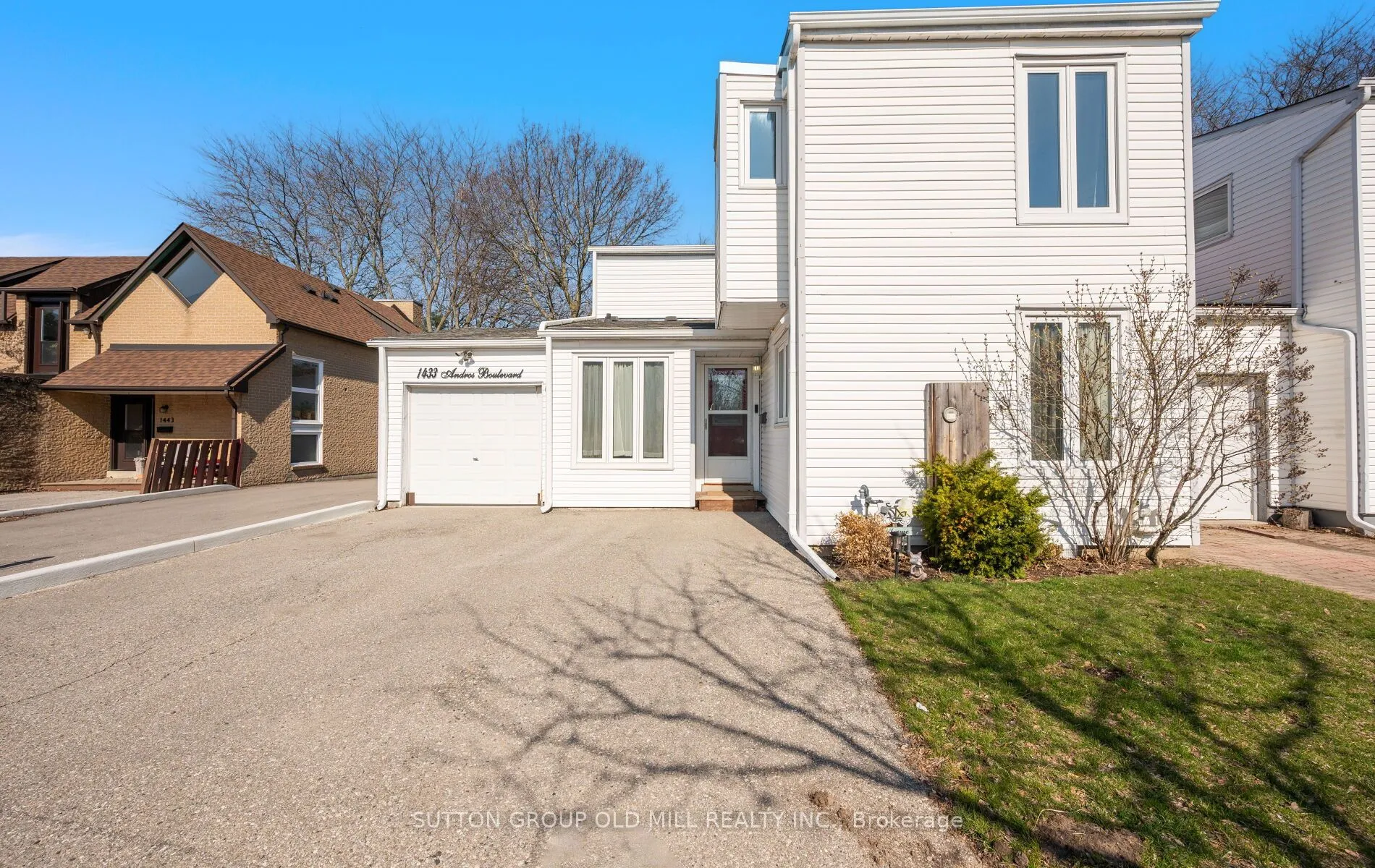 Semi-Detached Home For Sale | W13059398