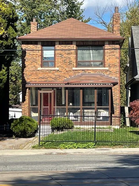 Detached Home For Lease | W13060924