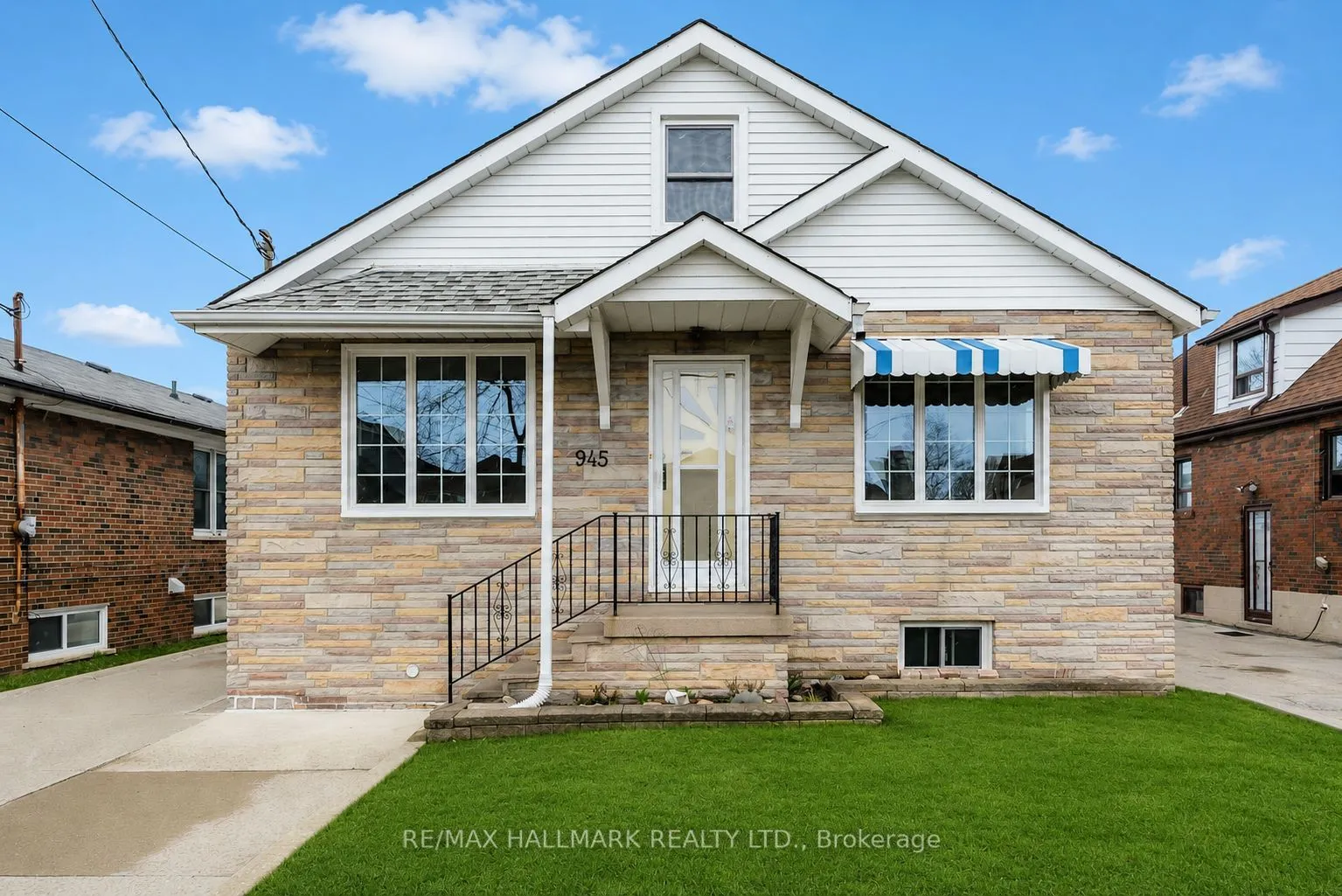 Detached Home For Sale | W13061764