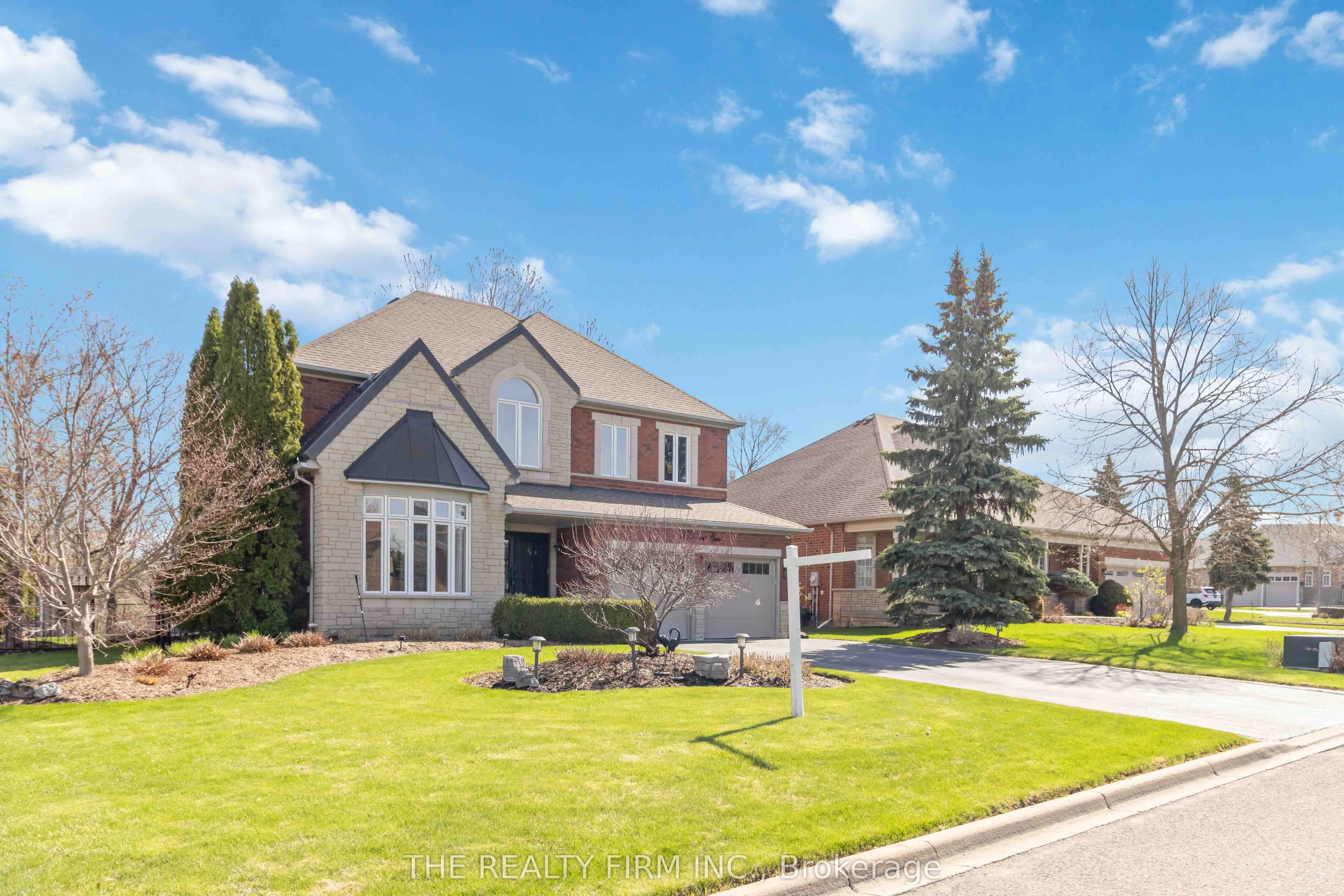 Detached Home For Sale | W13062774