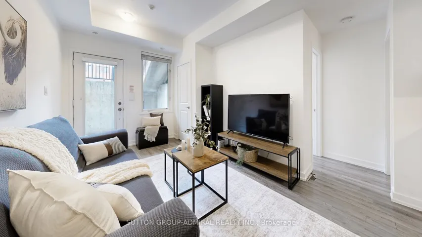 867  Wilson  Avenue, Toronto W05, ON M3K 0A4