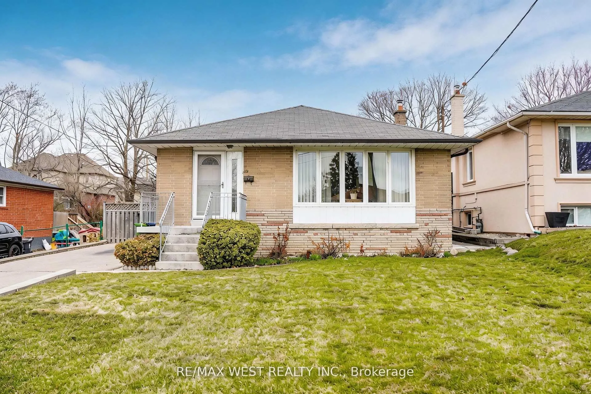 Detached Home For Sale | W13064382