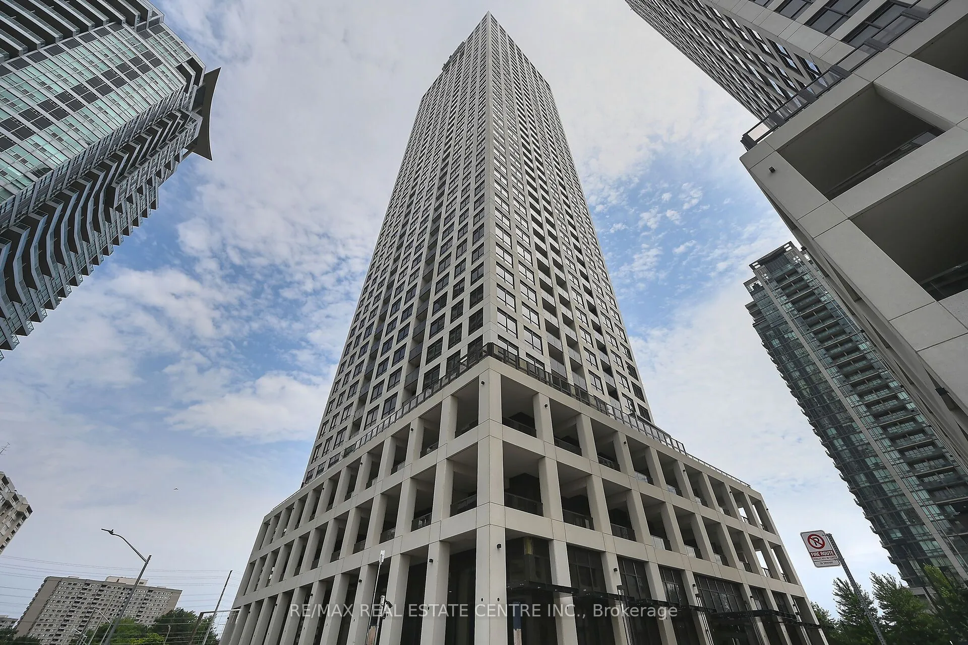 Property For Lease | W13068200
