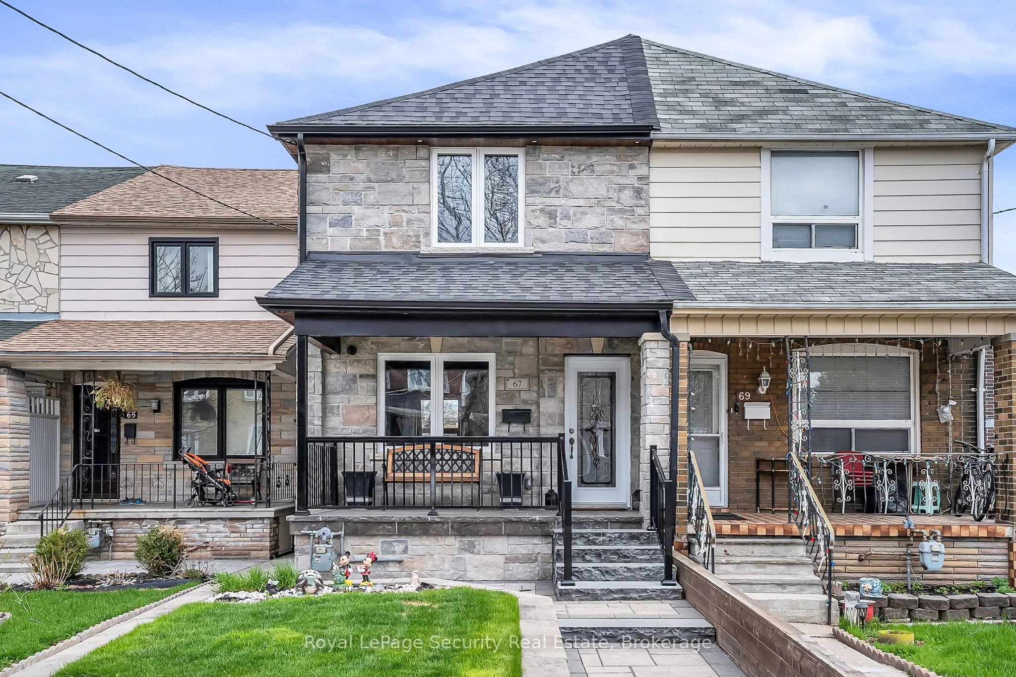 Semi-Detached Home For Sale | W13069352