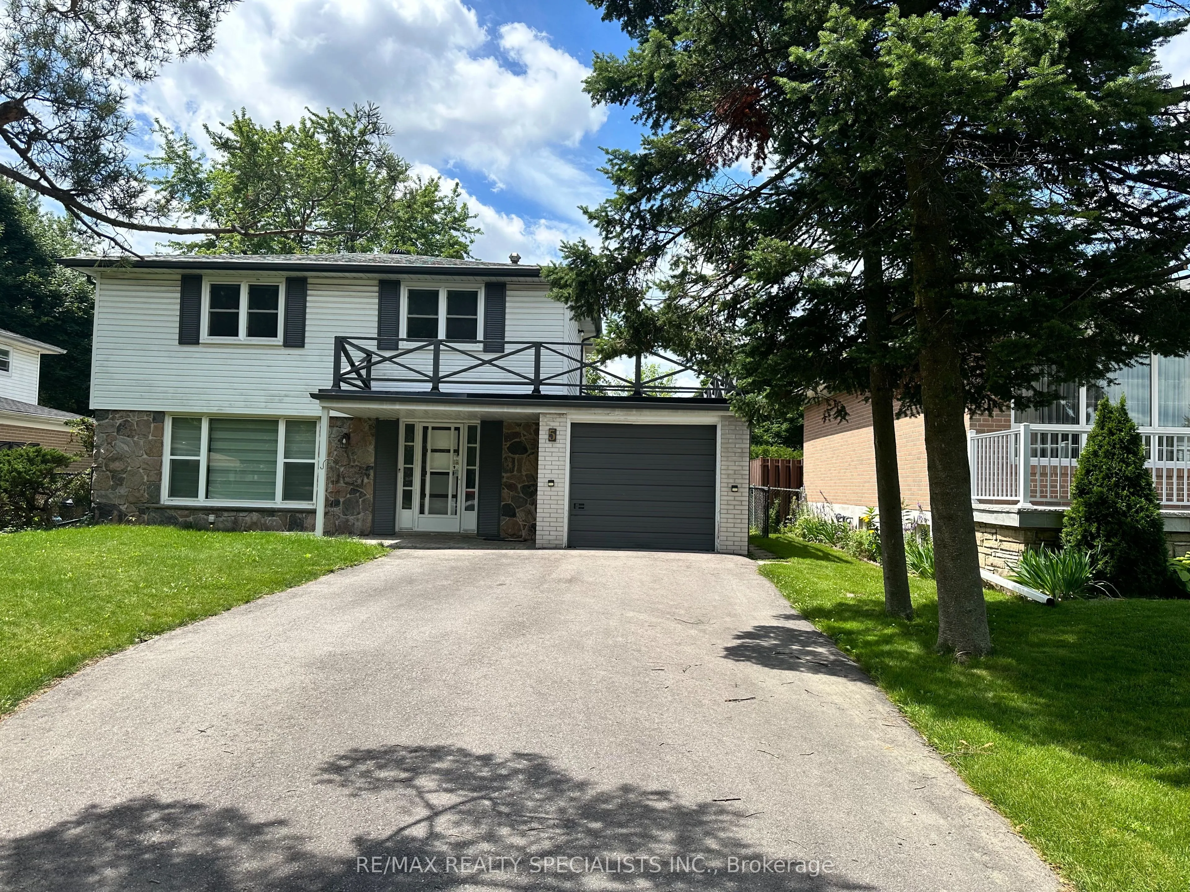 Detached Home For Sale | W13071140