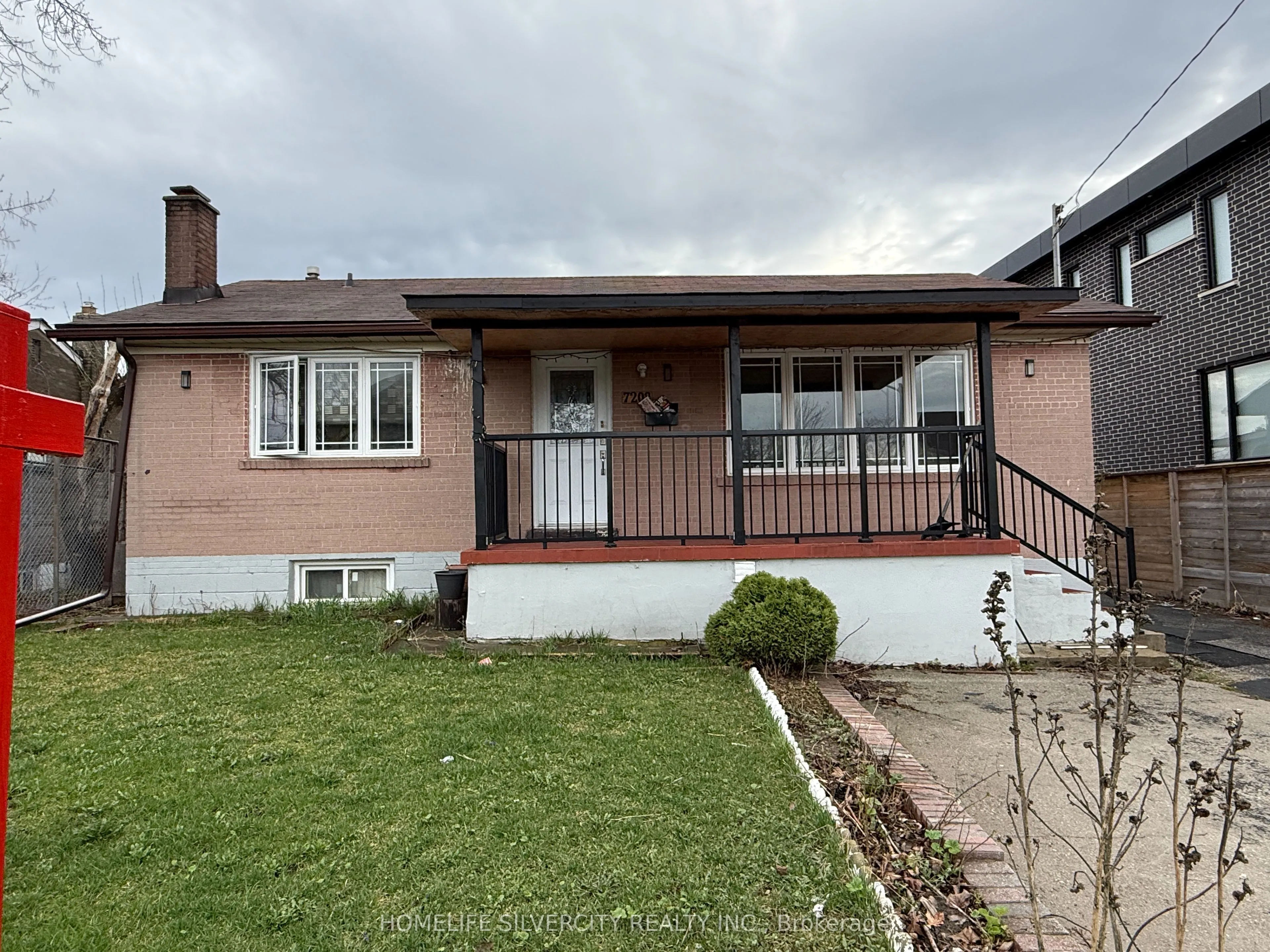 Detached Home For Sale | W13072972