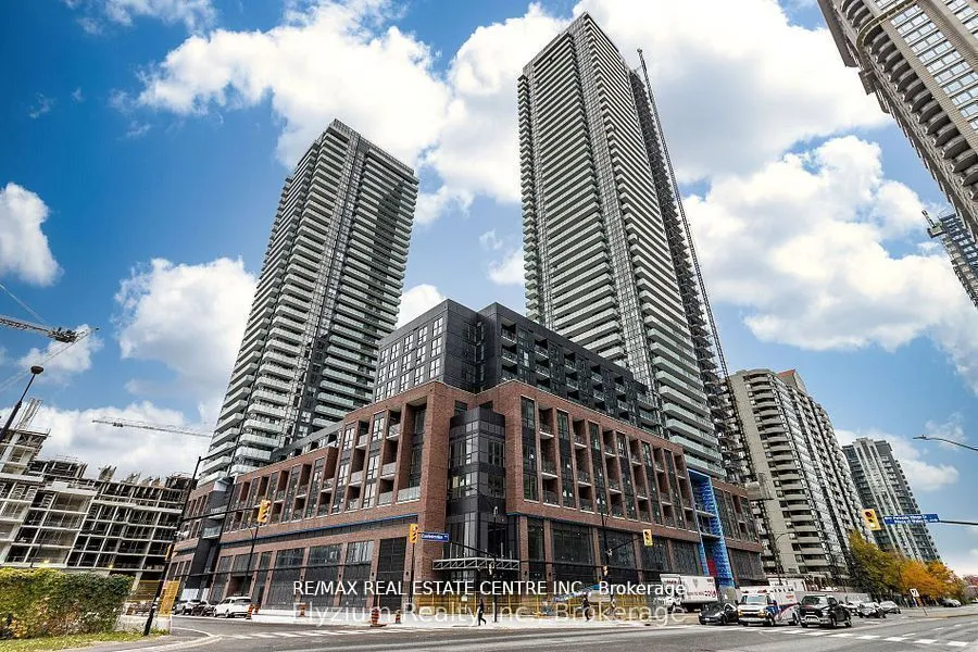 Property For Lease | W13073958